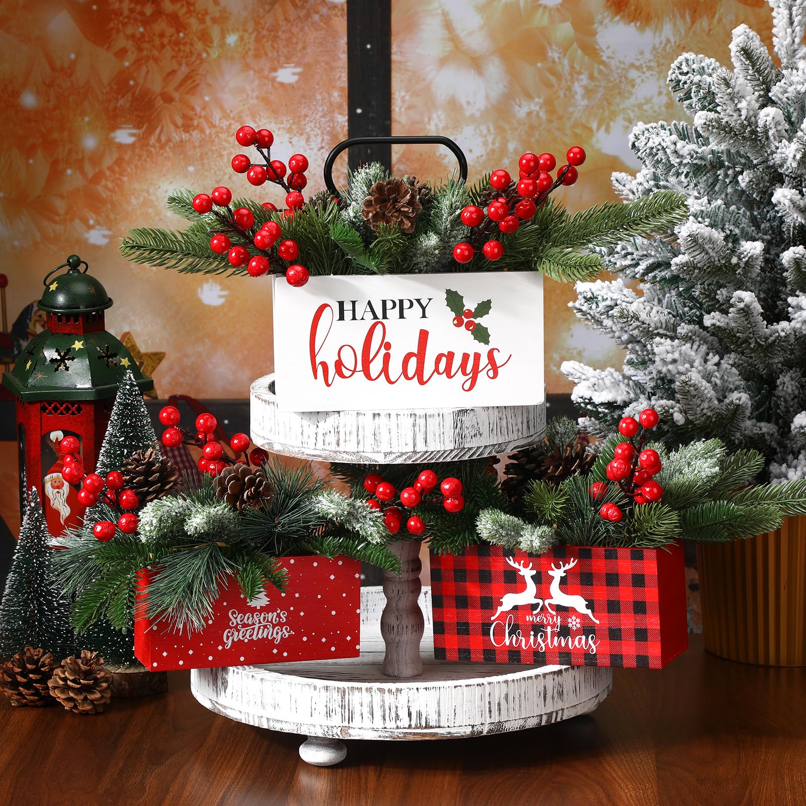 Hotop Lot de 3 centres de table de Noël avec lumières LED - 94 branches enneigées artificielles - houx et pomme de pin - Baies avec boîte en bois pour la ferme, les vacances, Noël, l'hiver, la