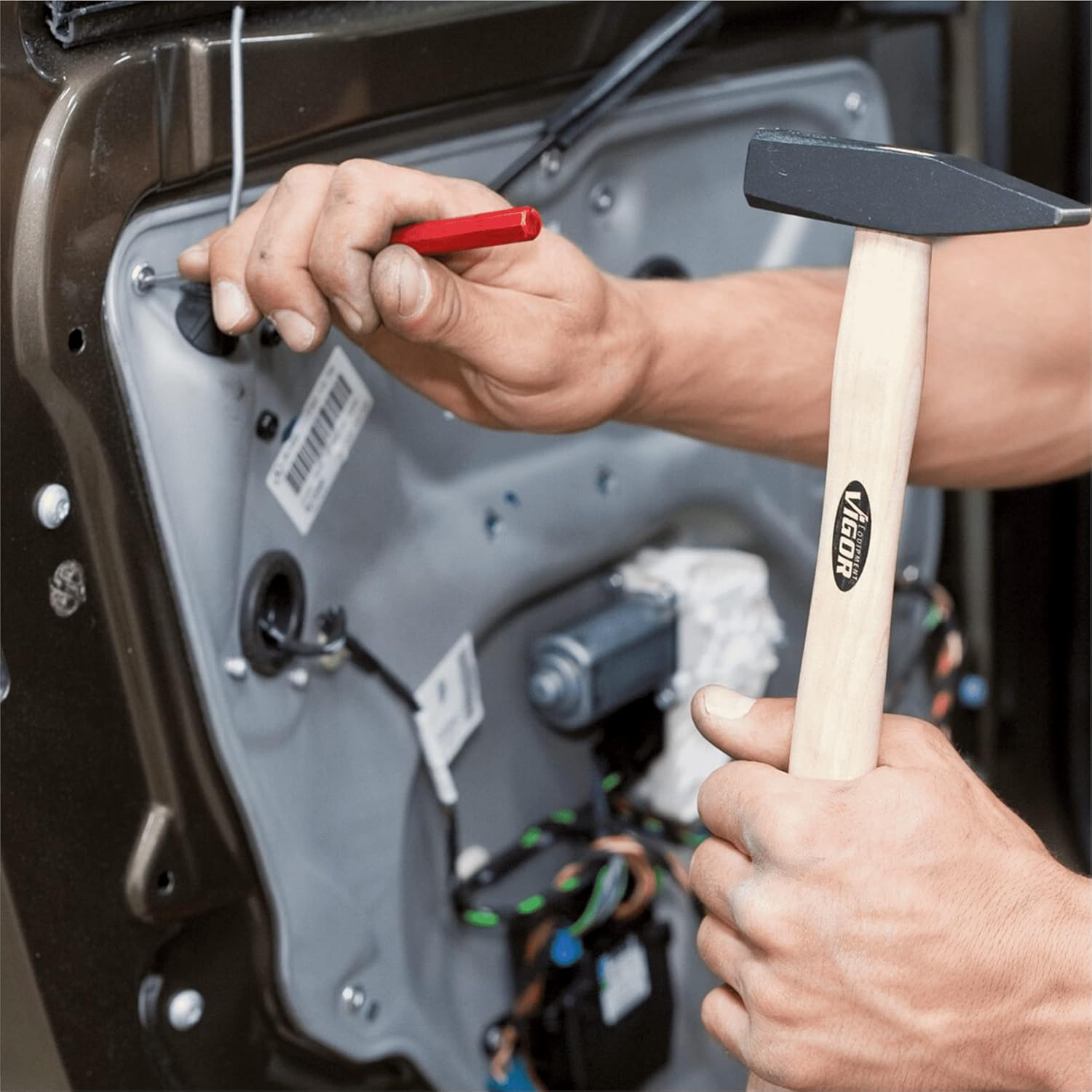 Vigor V5638N Pliers Hammer Chisel Set