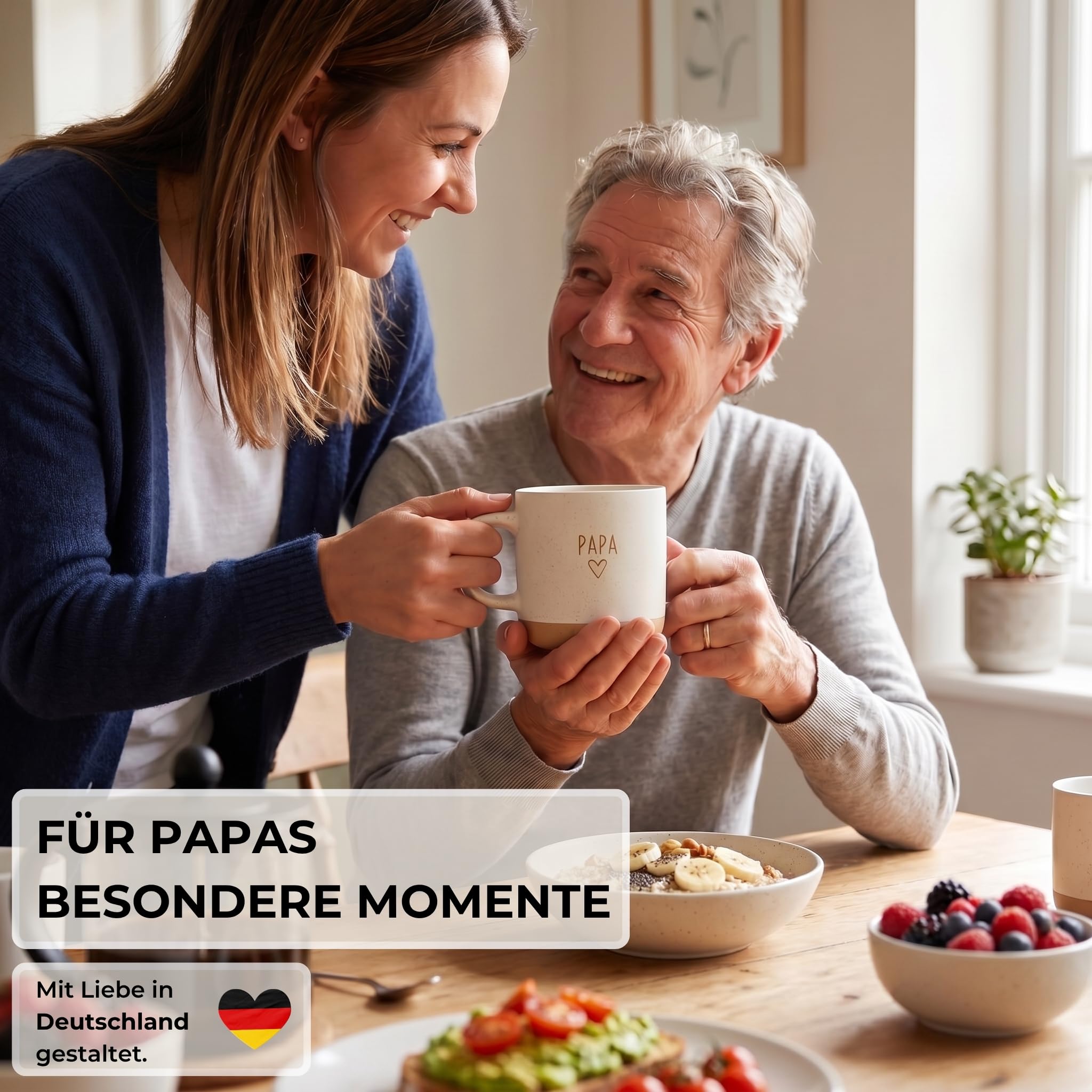 Steingut-Tassen Set MAMA und PAPA – 2x 420 ml – Keramik Kaffeetassen mit Herzmotiv – Beidseitiger Dekor-Druck – Spülmaschinen- & Mikrowellenfest – Geschenk für Mama und Papa