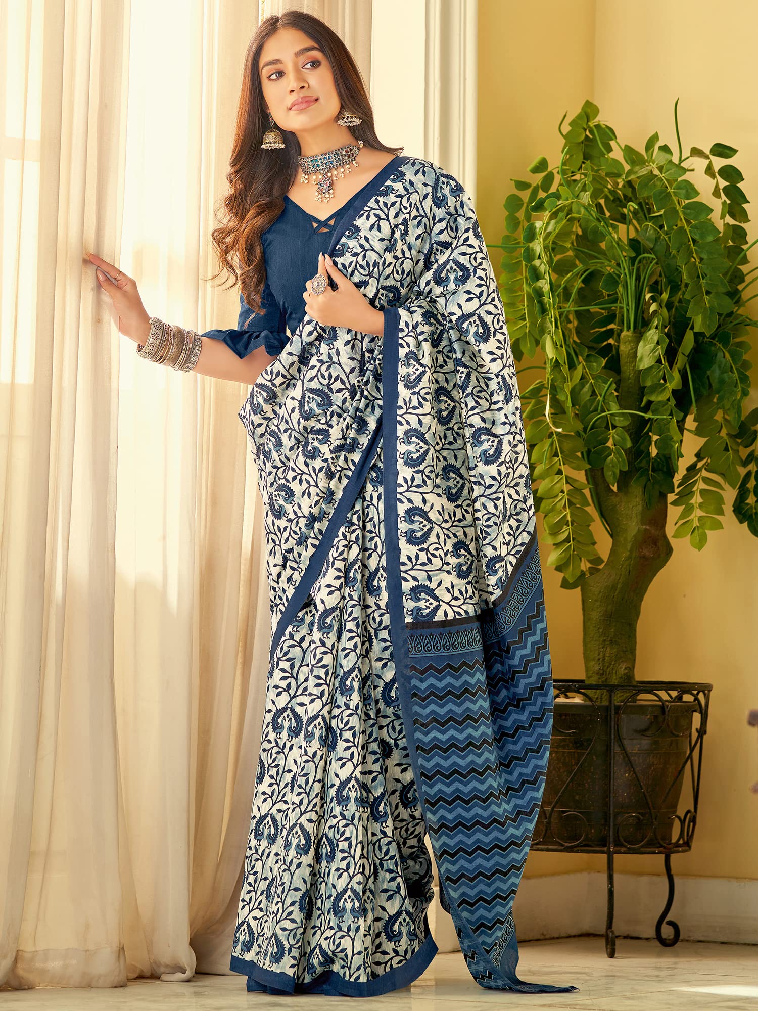 SAREE MALL Women's Bhagalpuri Silk Ethnic Motif Printed Saree With Unstitched Blouse Piece(Off White_21WOM21908_SM) 2