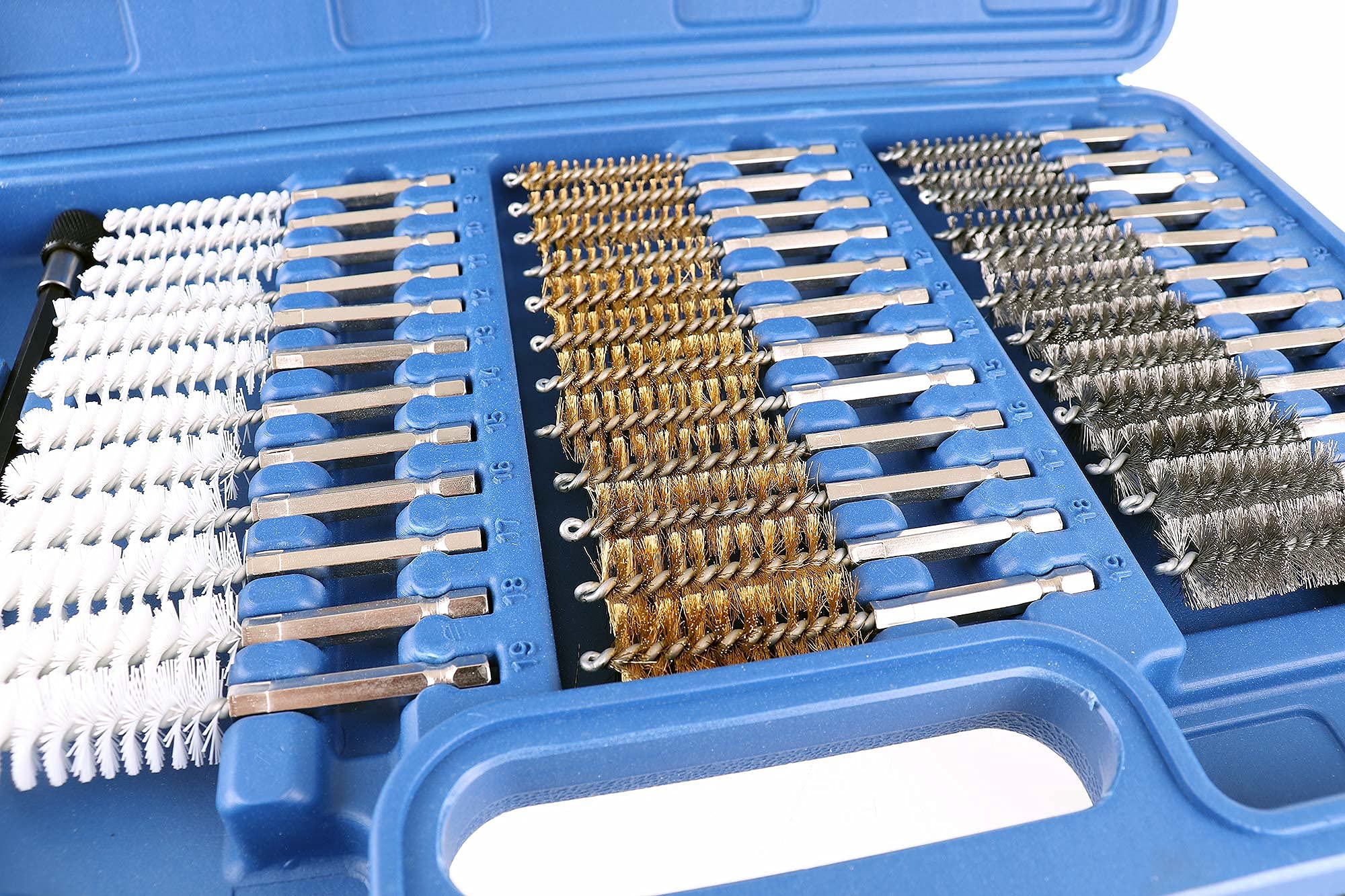 TC TECHNIC Kit de Nettoyage sièges puits d’injecteurs et Bougies brosses