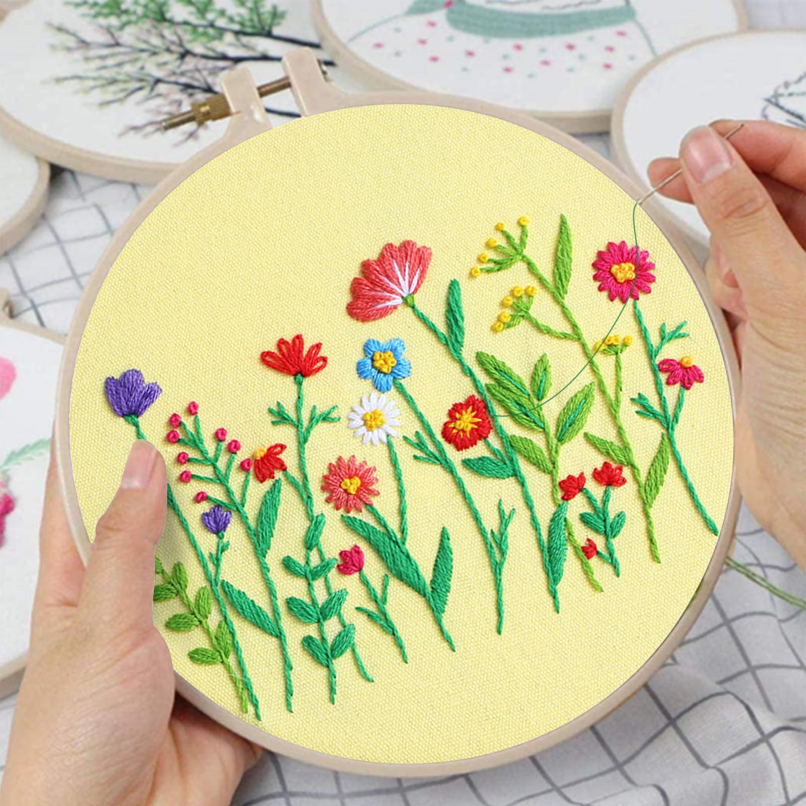 Louise Maelys 3 juegos de bordado de flores para principiantes, kit de punto de cruz para adultos, punto de aguja para principiantes, incluye patrón de ramo de margaritas, aro, instrucciones e hilos