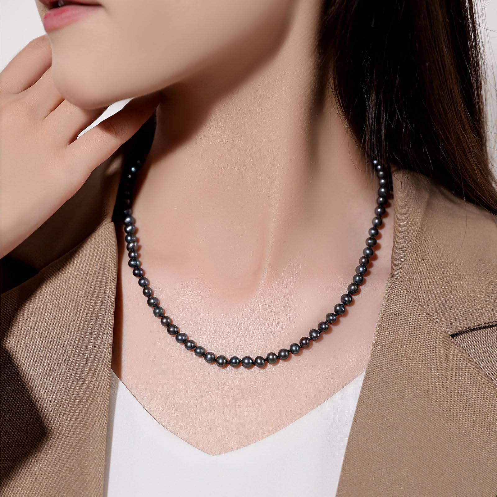 YAMI Collar de perlas negras, 5,5-6 mm, perlas redondas naturales cultivadas en agua salada con cierre de plata de ley 925, elegante, 18 + 2