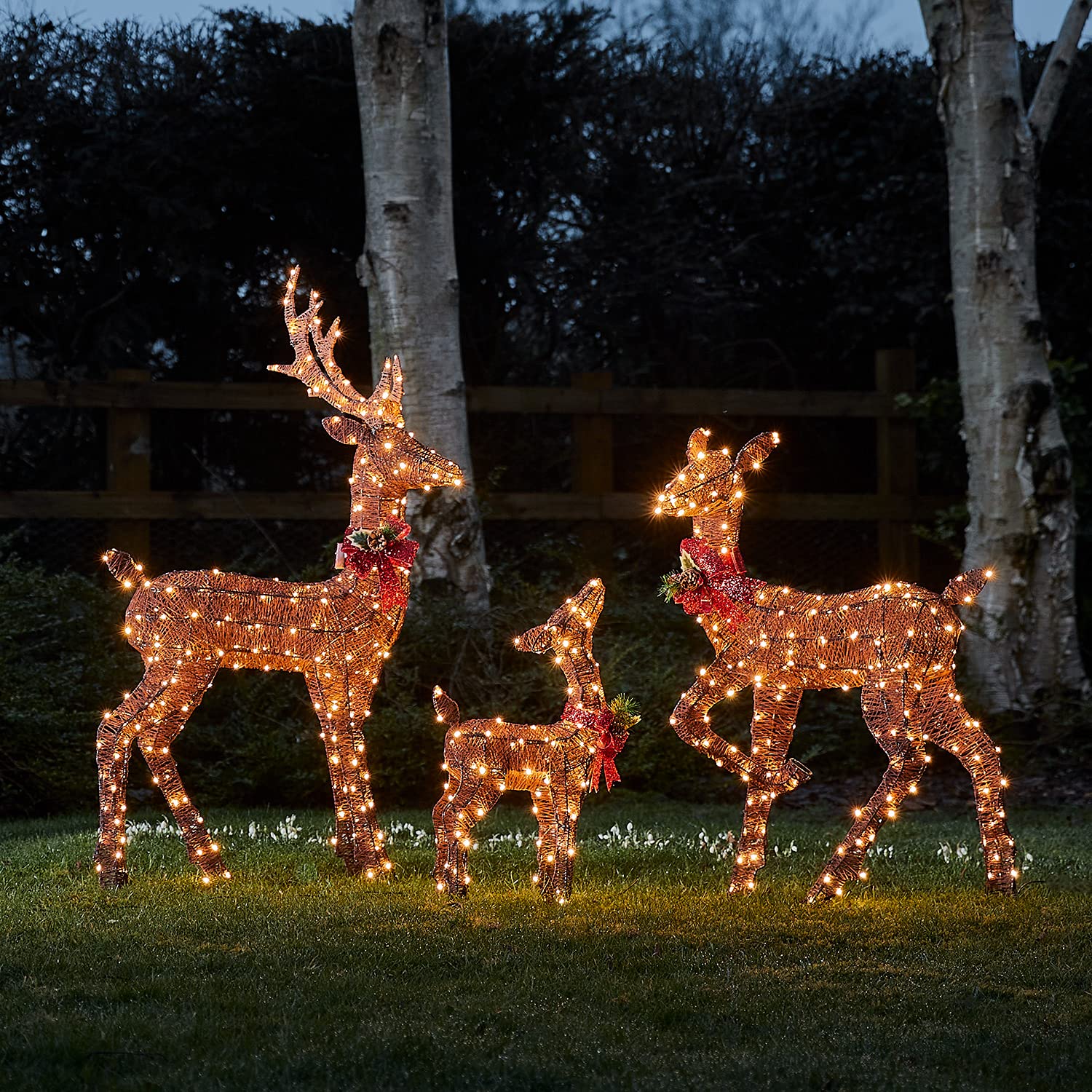 Lights4fun Renna di Natale Luminosa in Filo di Cotone Marrone con 240 LED Bianchi Caldi Decorazione Natalizia Arredo Giardino Esterni