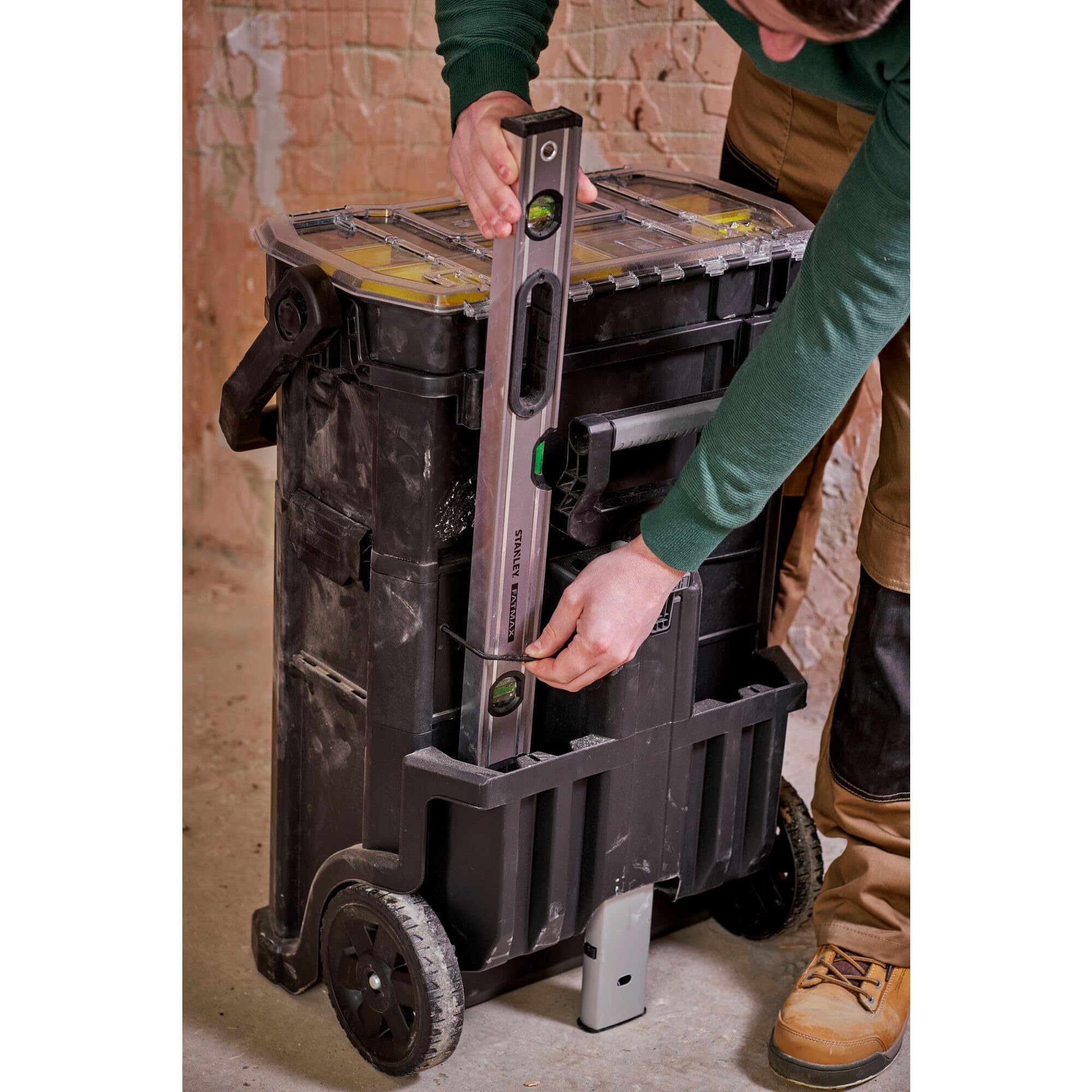 Stanley STST1-79231 - Taller Móvil para Herramientas 2 en 1, 56 x 38.2 x 76.4 cm, Negro/ Amarillo