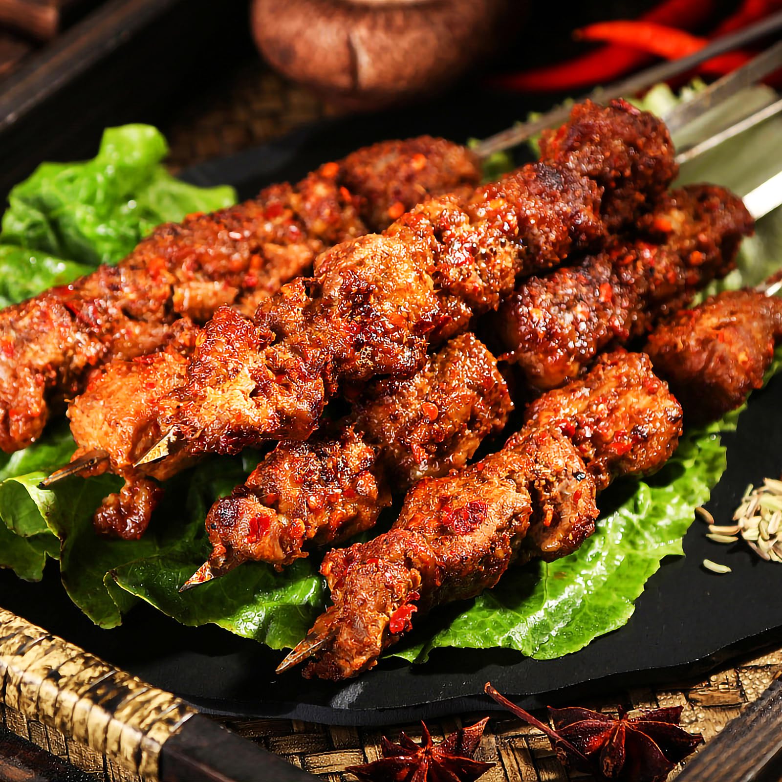 KEYIDO Lot de 10 brochettes à kebab en acier inoxydable de 55 cm, extra longues et plates pour barbecue, brochettes réutilisables avec sac de rangement portable (55,1 cm)