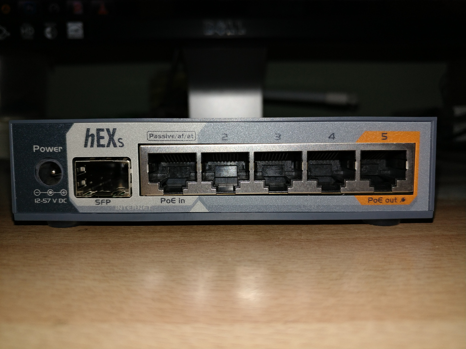 MikroTik hEX S Gigabit Ethernet Router with SFP Port (RB760iGS) - Buy ...