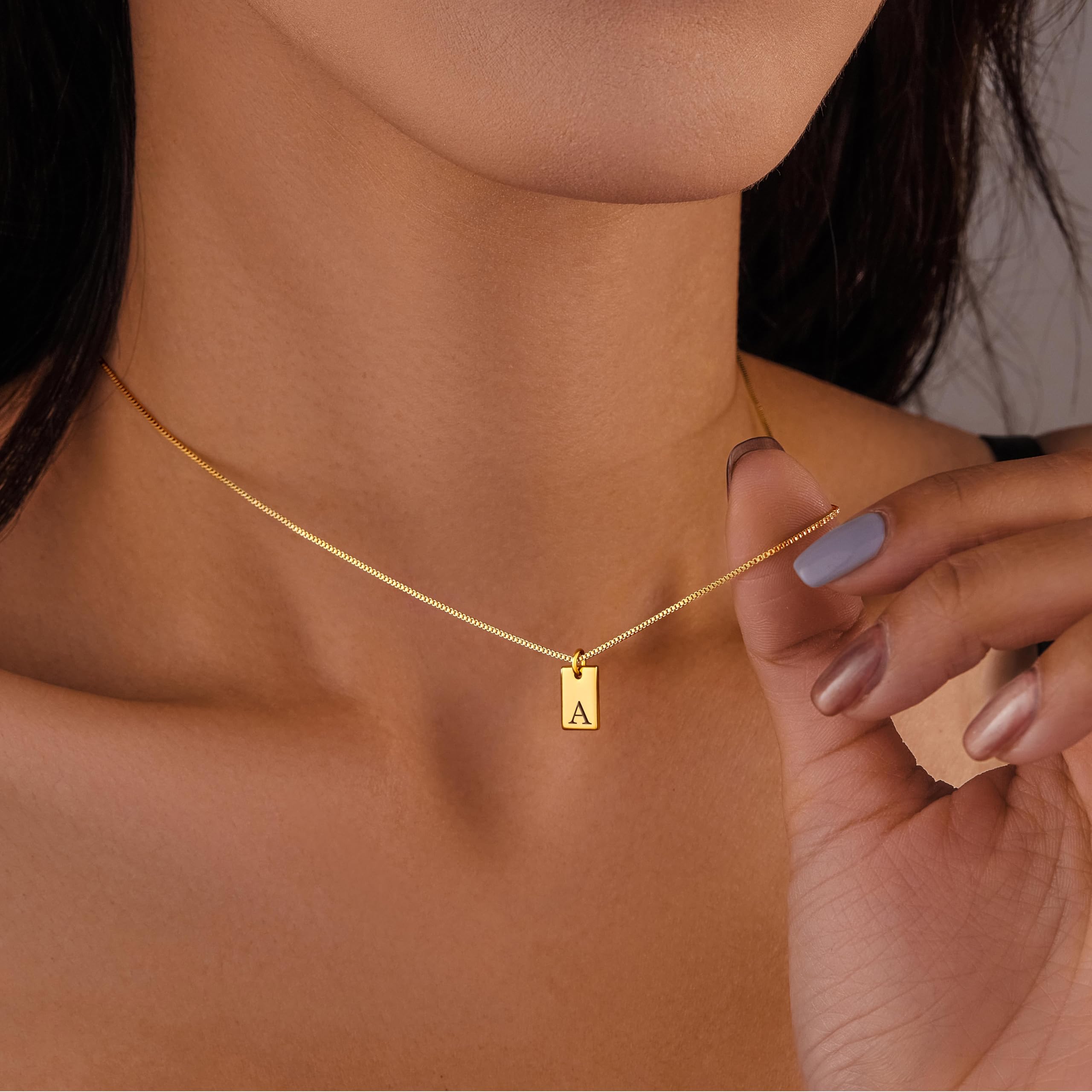 Collane iniziali in Oro per Donne Non Si ossidano, Collana con Pendente a Lettera Quadrata Delicata 14K Impermeabile AZ Catena Sottile alla Moda Nome Gioielli Personalizzati per Ragazza s