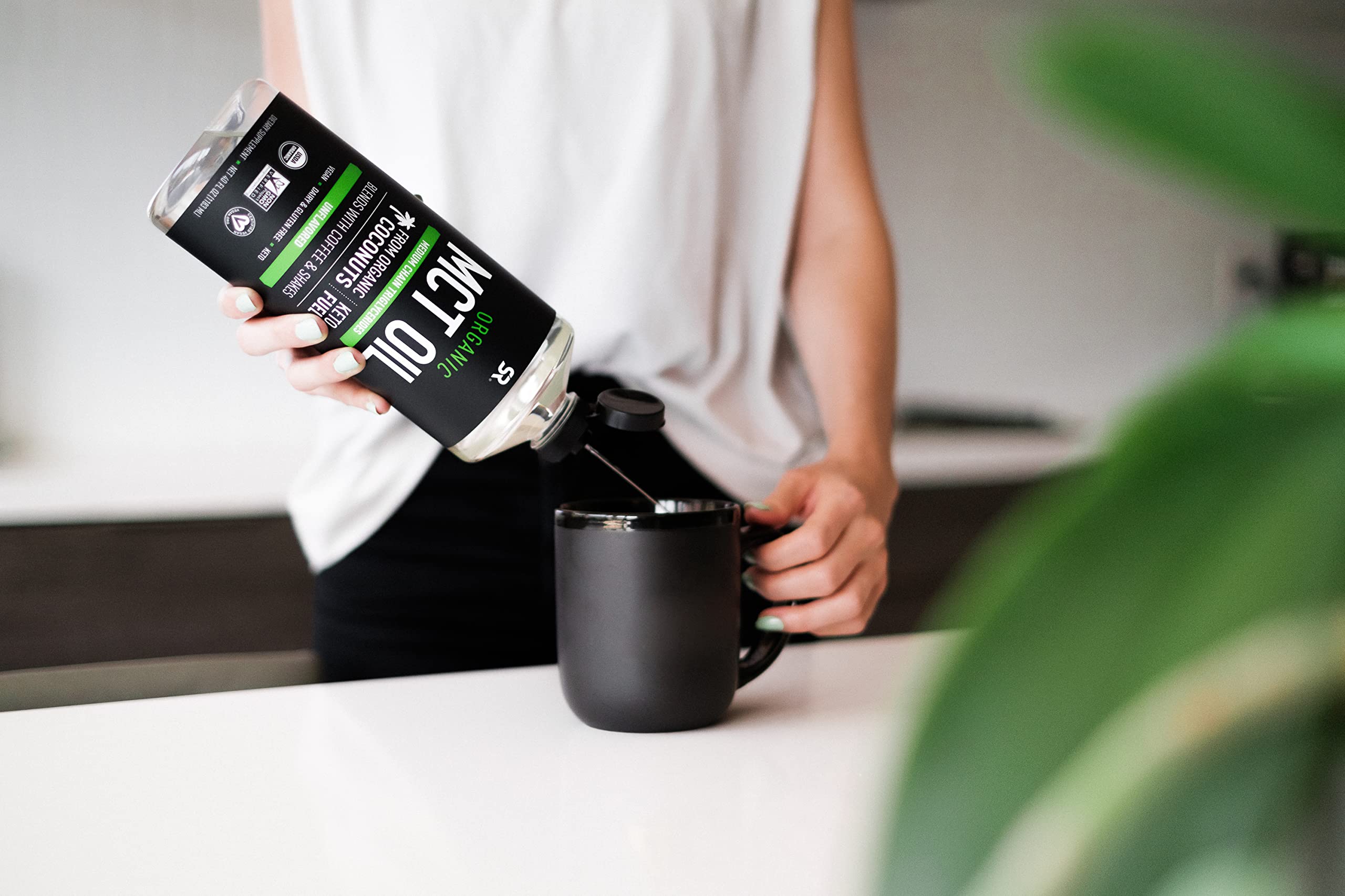 Buy Sports Research Keto MCT Oil from Organic Coconuts Fatty Acid Fuel for Body + Brain Dual