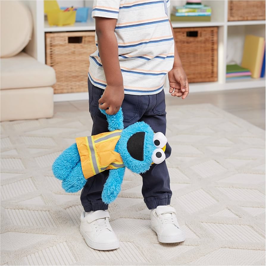 Amazon.com: GUND Sesame Street Official Construction Worker Cookie