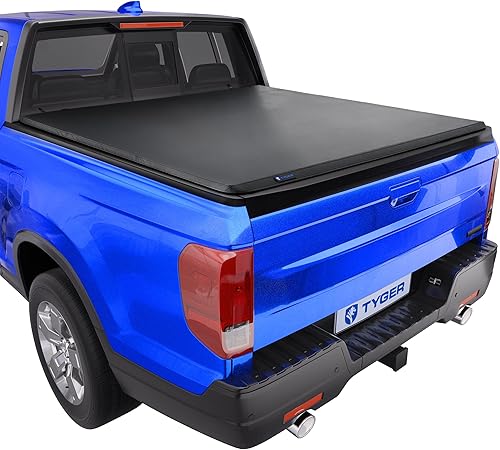 Tyger Auto T3 - Cubierta suave de triple pliegue para caja de camioneta compatible con Honda Ridgeline 2017-2023  Cama de 5 pies 4 pulgadas (64