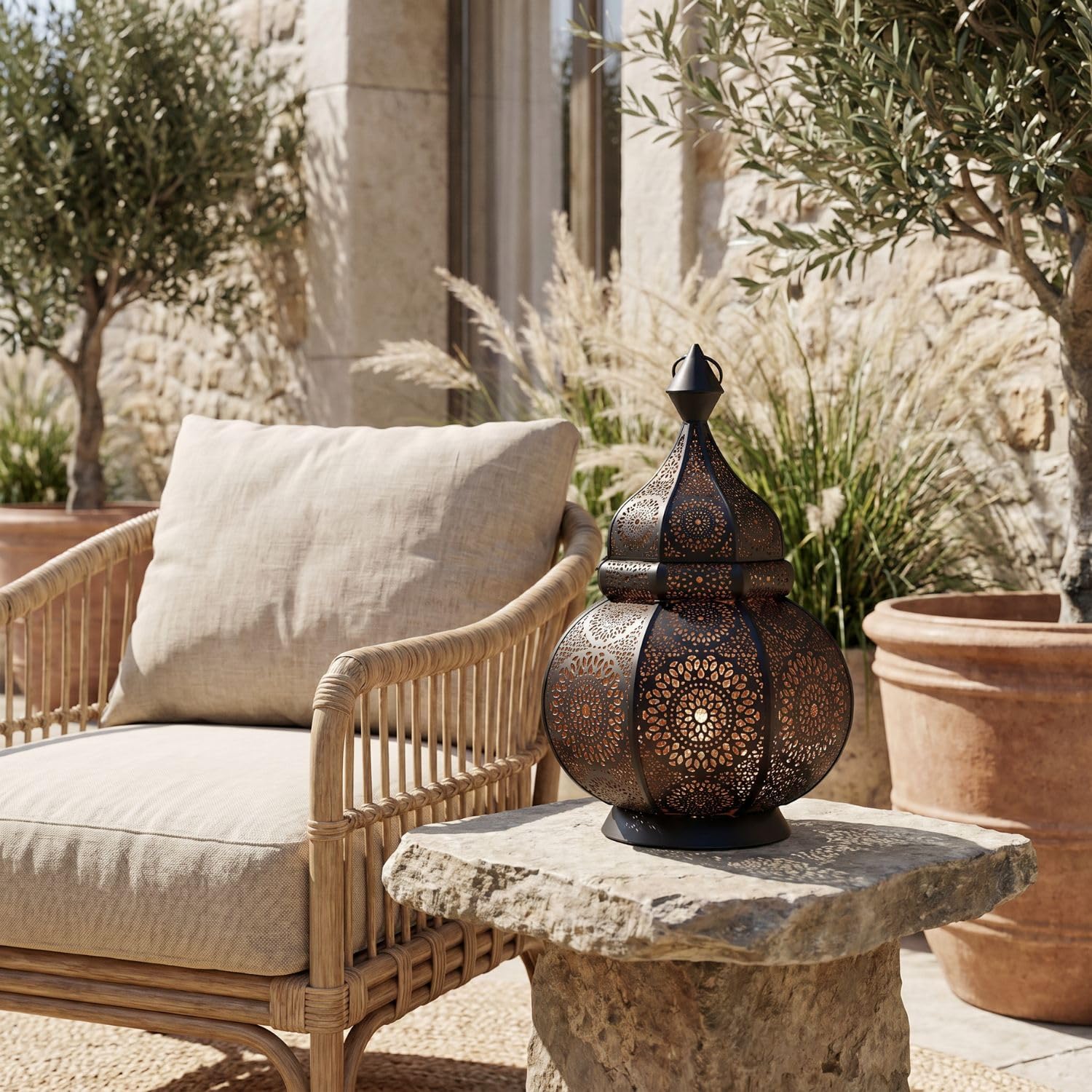 Farol portavelas Oriental de Metal - Candelabro para el jardín - Decorativo para la Mesa - Ziva Negro - transmite Buen Ambiente - Pasa un Buen rato en el jardín