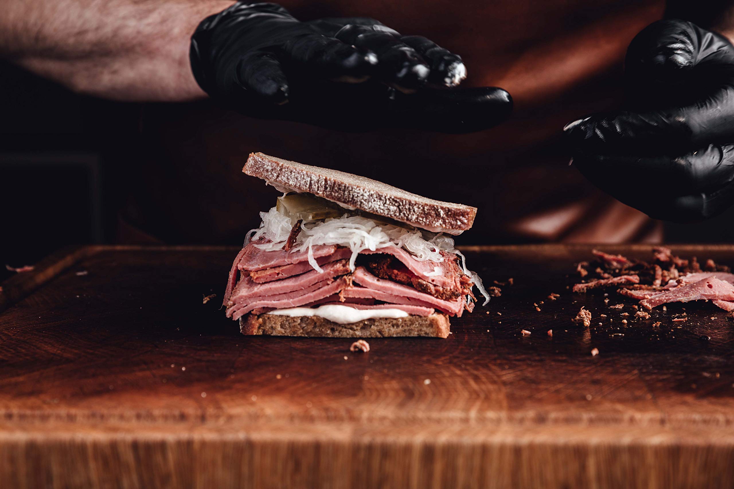 Pastrami | am Stück | 1000g | 2 Stück | New York Streetfood Trend | Handwerklich hergestellt von METZGEREI DER LUDWIG