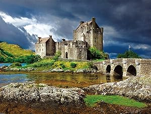 Buffalo Games - Majestic Castles - Eilean Donan - 750 Piece Jigsaw Puzzle Gray, Green,yellow, 24