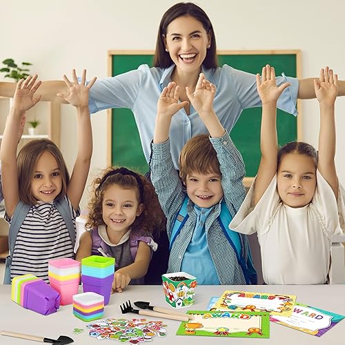 Miniatura 7 de Elcoho Juego de 36 macetas de plástico para jardín, kit de manualidades de primavera para niños, macetas con 150 calcomanías de espuma, 36