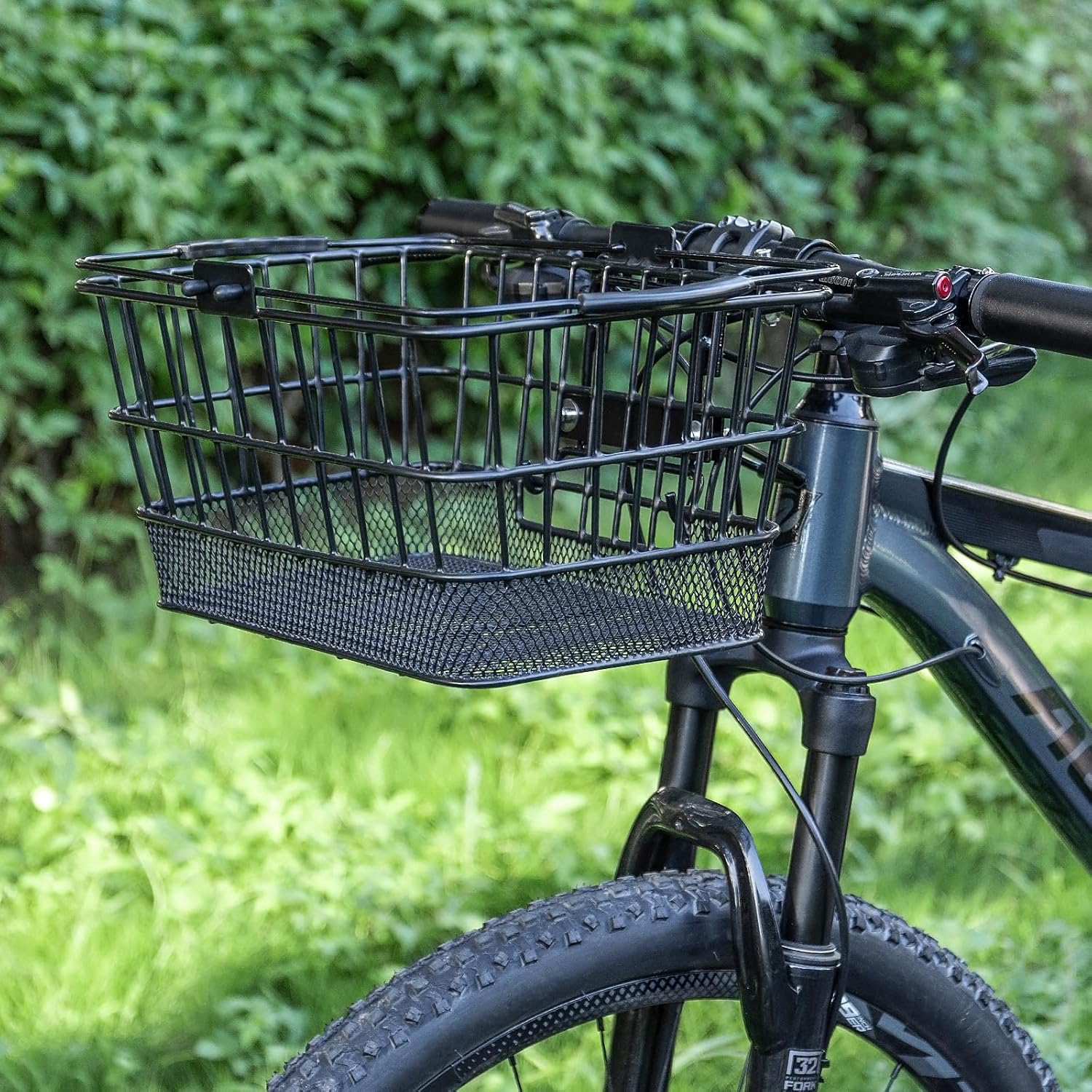 CXWXC Front Bike Basket with Handle– Detachable Bicycle Basket for Groceries, Commuting, Shopping – Heavy Duty Wire Basket with Mounting Kit for Beach Cruiser City Commuter