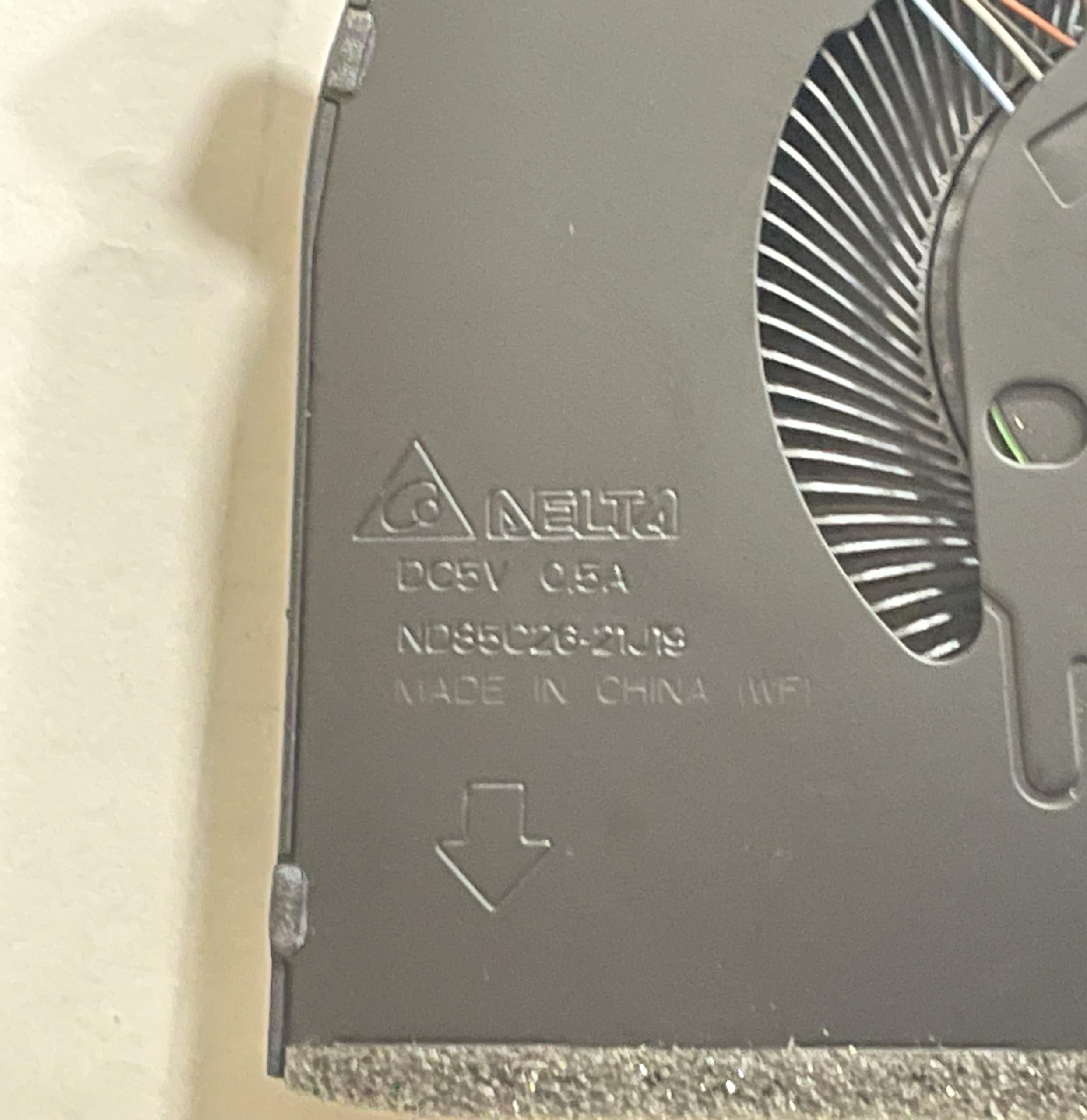 Ventilateur de processeur de rechange pour HP Victus 15-FA 15-FB 15-fa0031dx 15-fb0028nr 15-FB0028NR 0050AX 0103LA TPN-Q278 TPN-Q279 Series N17902-001 N13304-001 DFS5K2 2B056737 FPJY