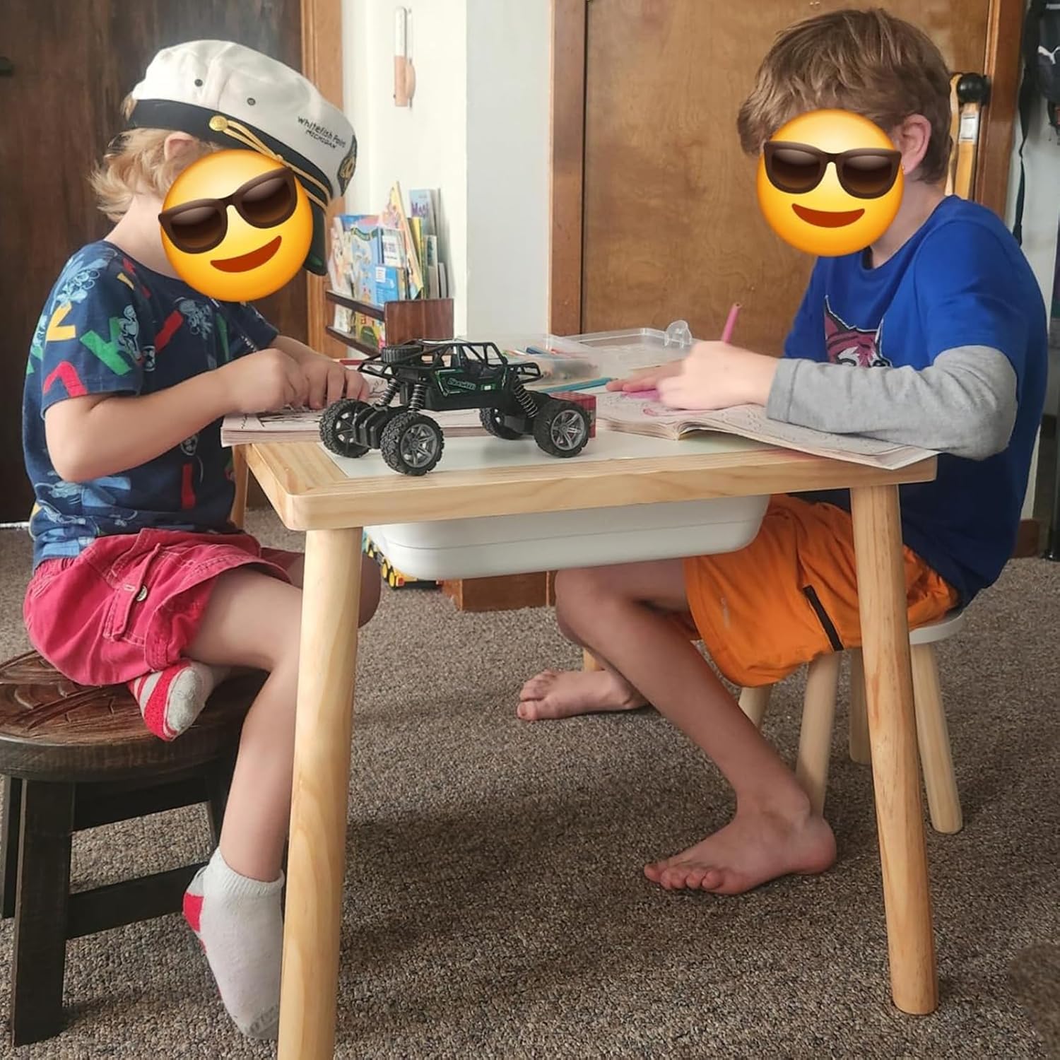 Asweets Drewniany stół sensoryczny dla małych dzieci, stolik dziecięcy z 3 pojemnikami do przechowywania, do zabawy na świeżym powietrzu, piasek i stół wodny, dla dzieci w wieku 3-5 lat