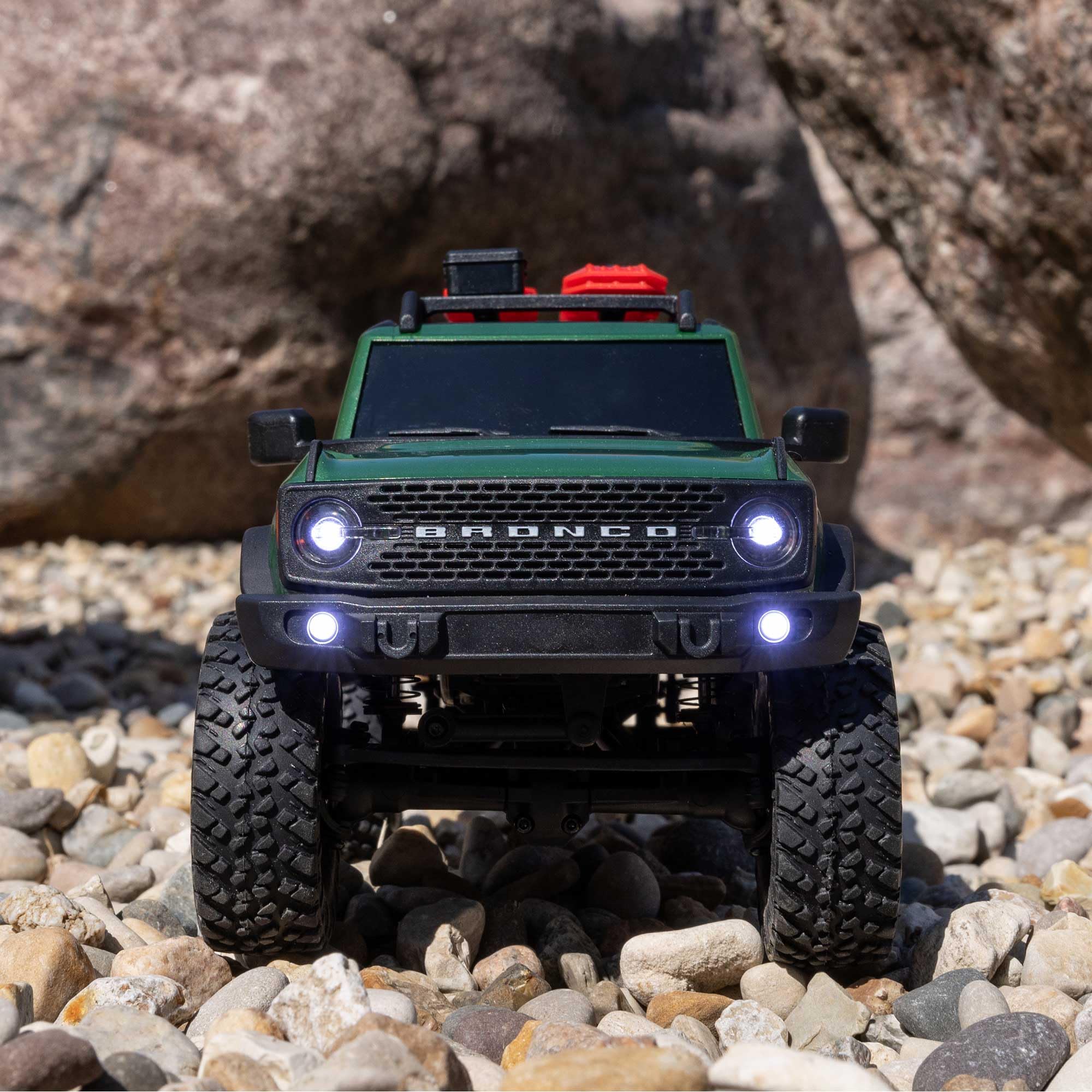 Axial SCX24 Ford Bronco 4X4 Ready to Run RC Rock Crawler, scala 1:24, motore a spazzole, fuoristrada telecomandato, coppia extra lunga, con batteria e caricatore, verde