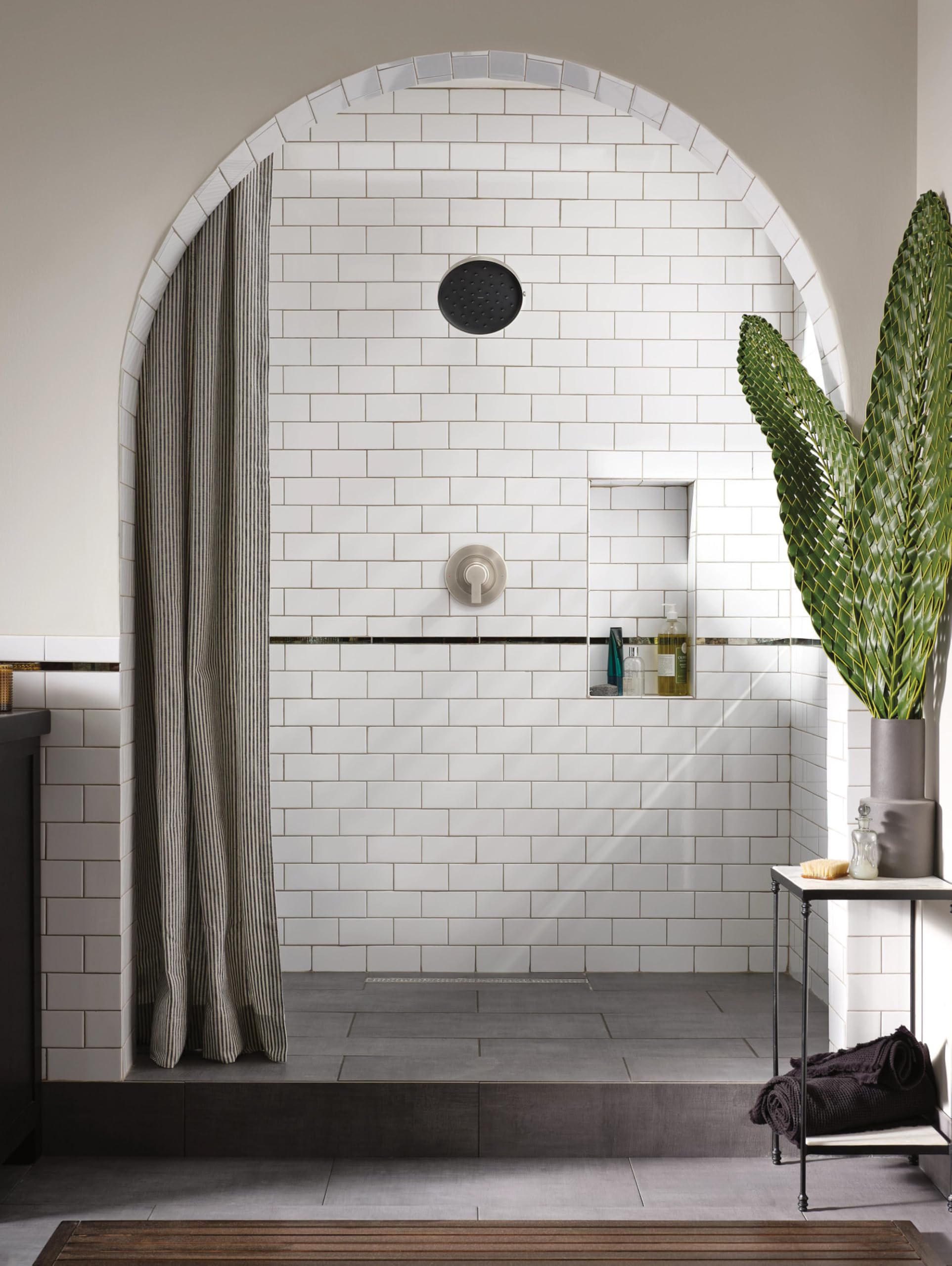 ◆イミュンS&T1000ml◆イミュン◆ Moen Verso 9-Inch Round Rain Shower Head with Infiniti Dial and