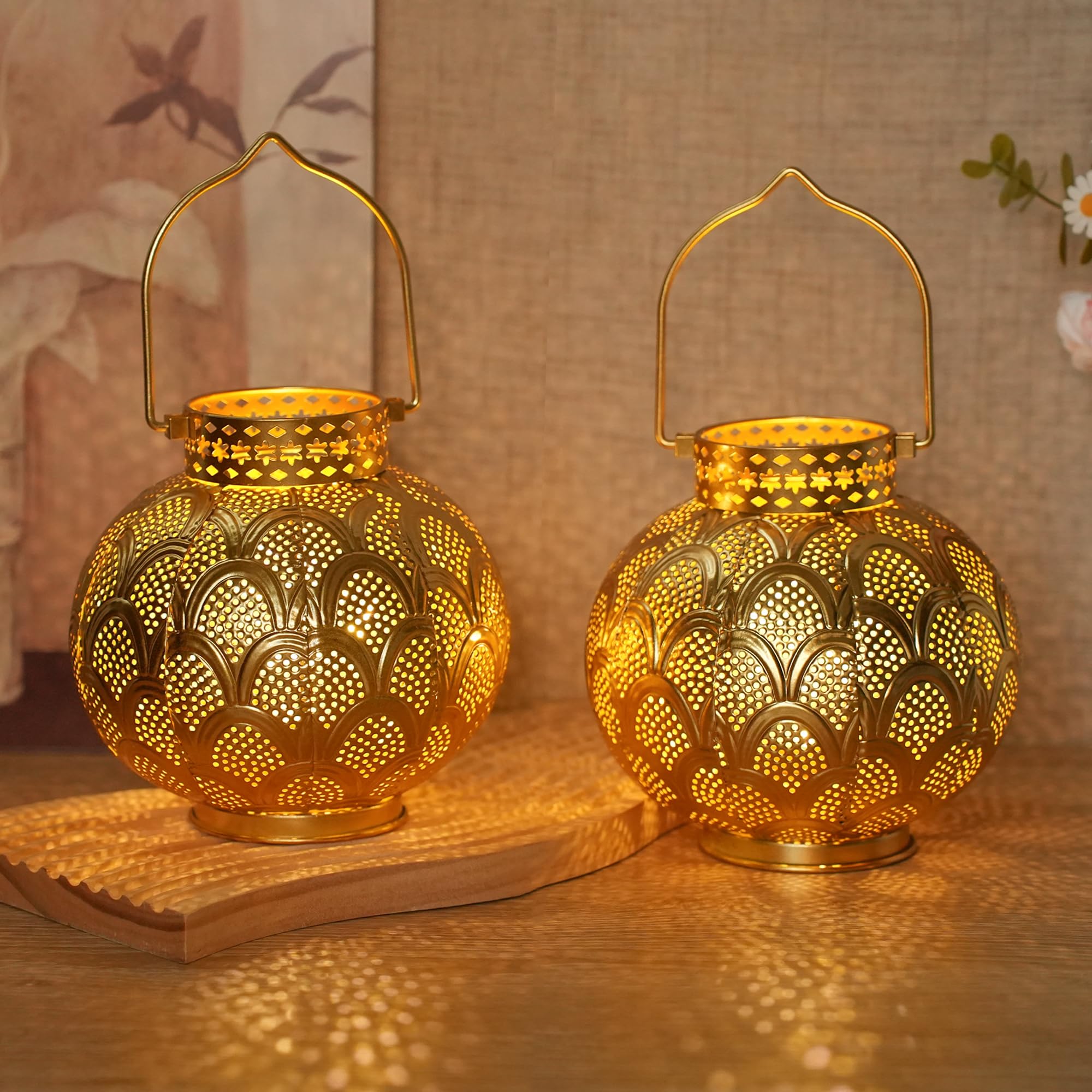 TRIROCKS Set of 2 Moroccan Style Metal Table Lamp 7'' High Battery Powered Cordless Lamp with LED Lights Bulb Perfect for Home Living Room Parties