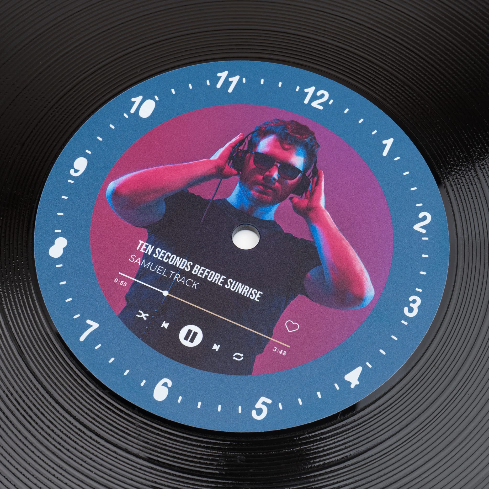 Wanapix | Disco in Vinile Personalizzato con Foto e Testo | Disco in Vinile Decorativo | Da Appendere | Gancetto per Appenderlo al muro Incluso | Regalo Originale | 30ø cm