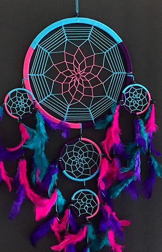 Miniatura 3 de OMA Dream Catcher - Colores tradicionales de teñido anudado turquesa, rosa y morado plumas, 8.5 pulgadas de diámetro y 30 pulgadas de largo (teñido