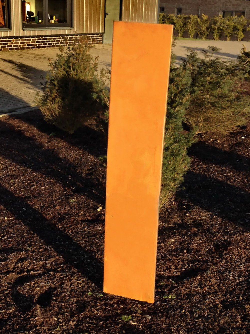 Generisch Rost Schild GA03, 160 cm hoch (Höhe gemessen ohne die Stangen/Bodenstecker) ohne Verzierung rost Steele stecker gartenstecker