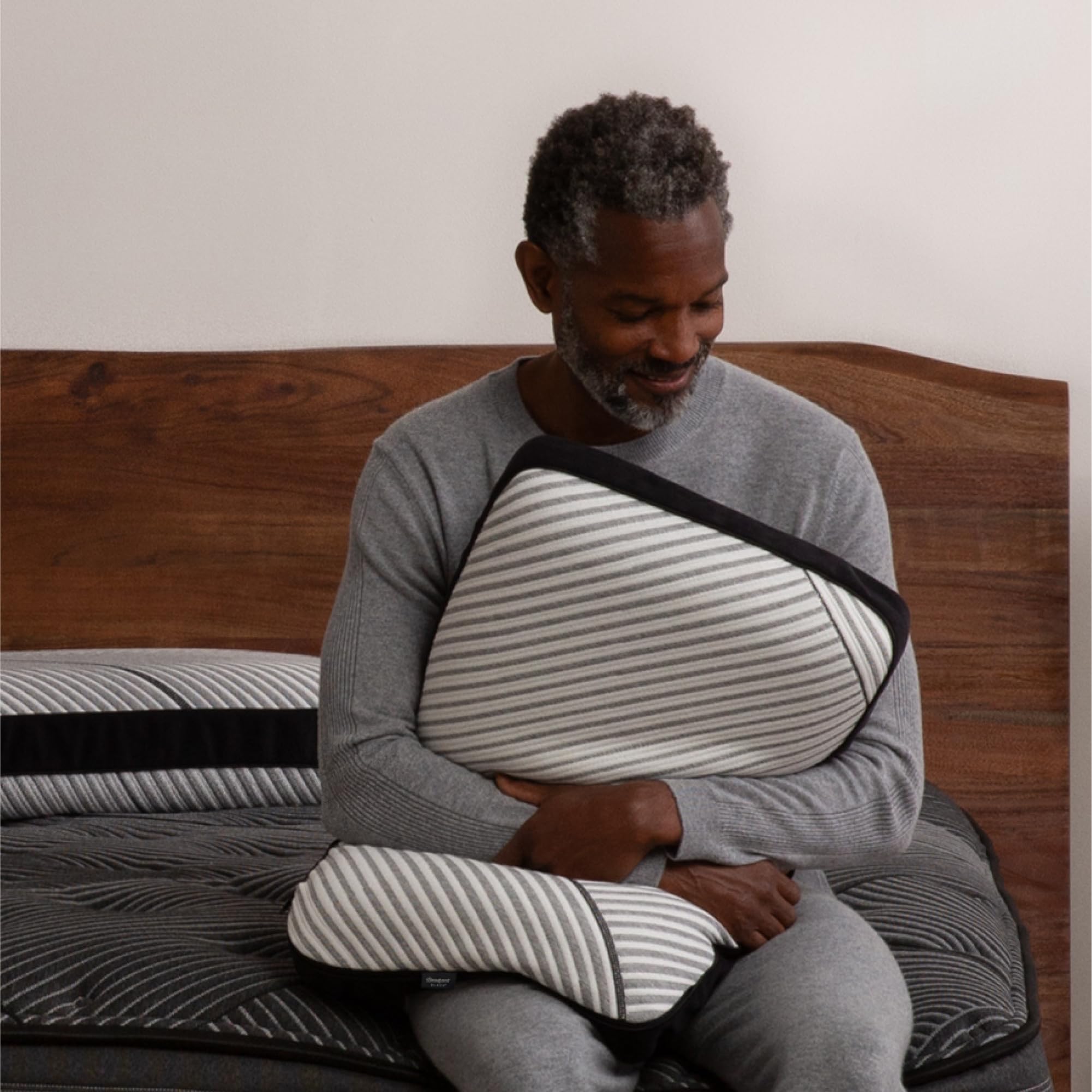 SWEET REST Memory Foam Pillow – Standard Size With Washable Cover & Travel Bag, 23.6 X 15 X 4.7 Inches - View #6