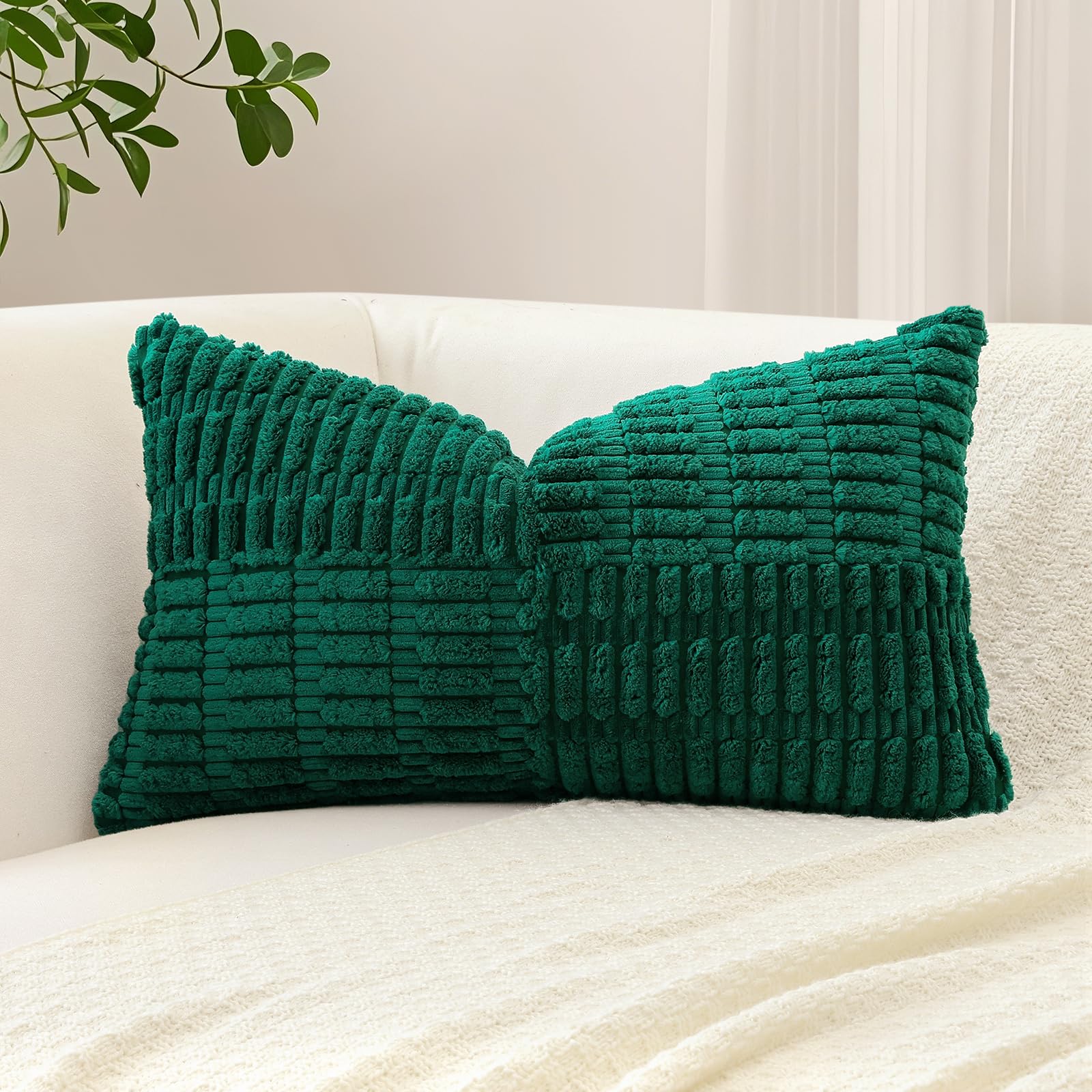 Sungeek Set of 1 Decorative Cushion Cover 40 x 60cm Soft Corduroy Striped Cross Patchwork Textured Pillow Case Boho Farmhouse Lumbar Throw Pillow Cover for Sofa Bed Patio 16x24 Inch, Dark Green — image 1