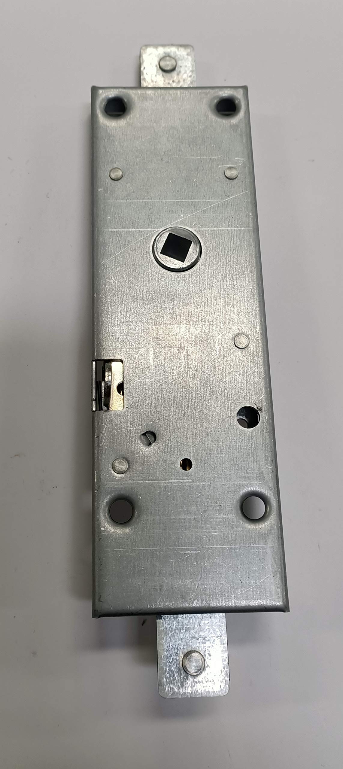 Serratura FASEM 124 per basculante a 2 CHIUSURE con leva interna cilindro tondo d. 25 x 15