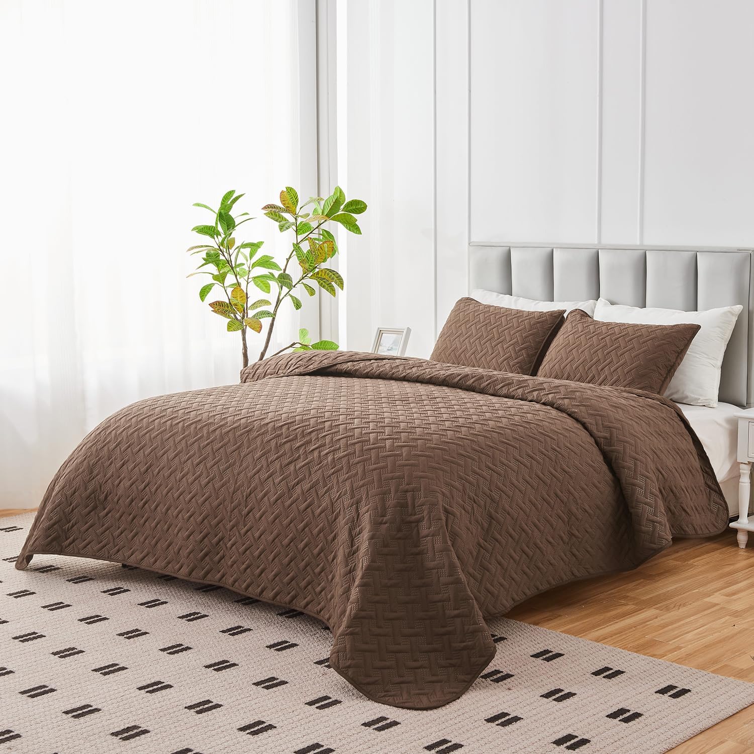 U-NICE HOME 3-Piece Quilt Set Full/Queen Size for All Season with Pillow Shams, Reversible Bedspread/Coverlet/Bedding Decor-Soft, Lightweight, Chocolate/Chocolate