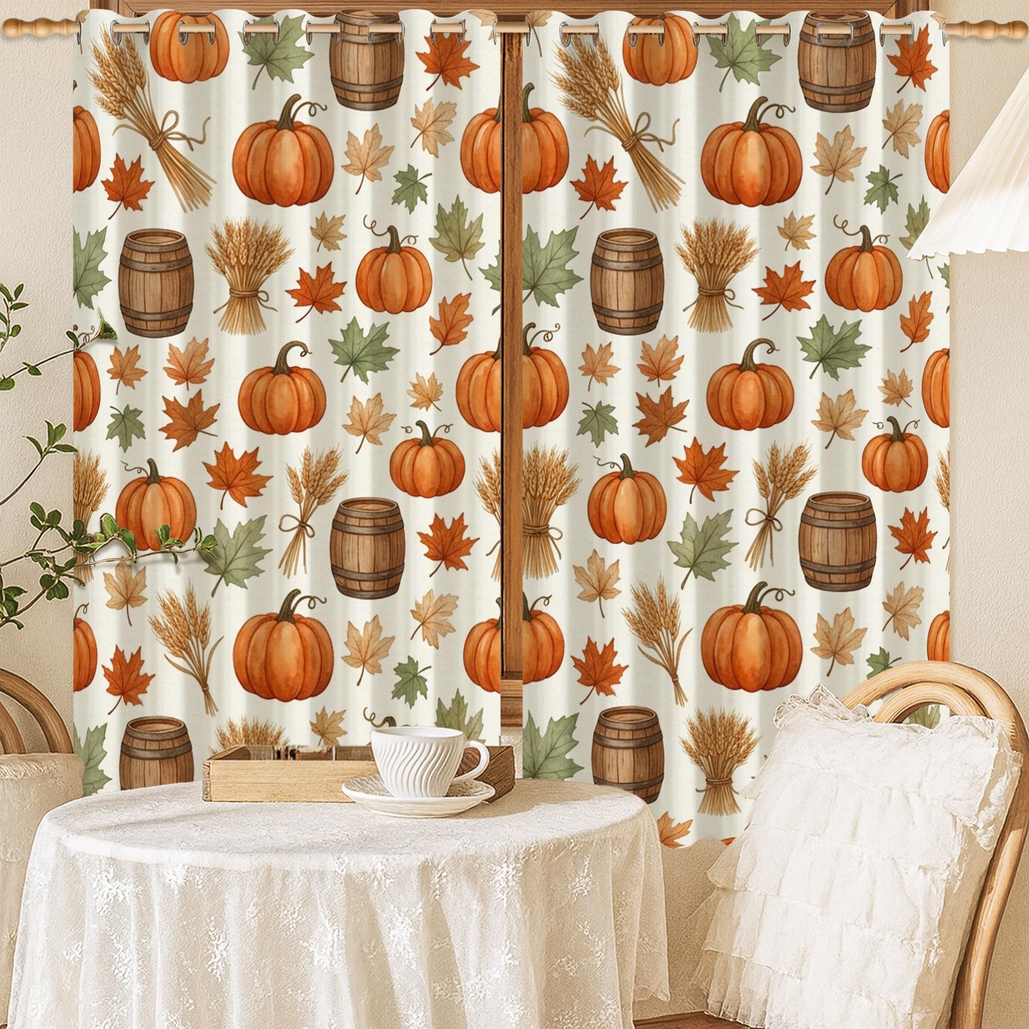 Rideau orange d'automne à motif citrouilles pour créer un salon chaleureux et cocooning