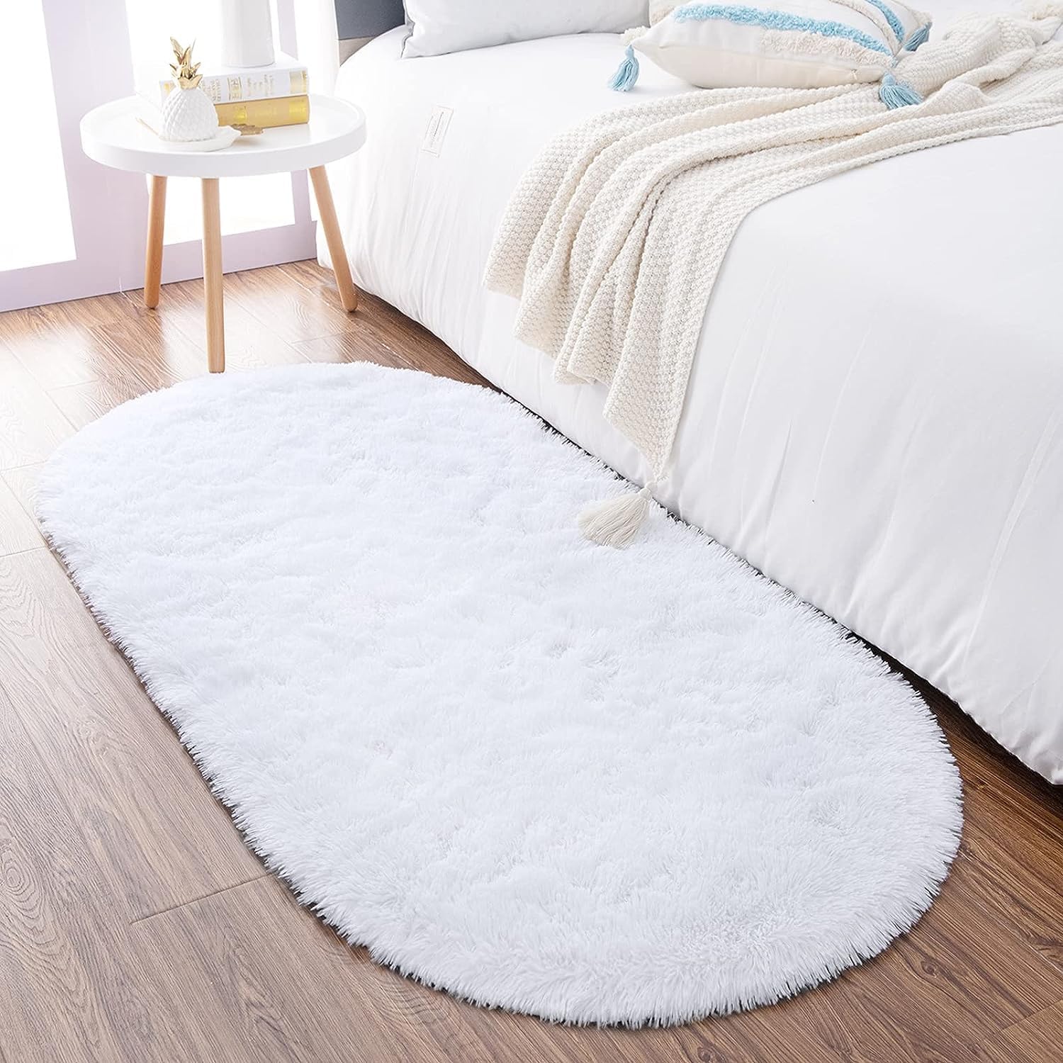 Noahas White Fluffy Rugs for Bedroom,2'X 5' Oval Ultra Soft
