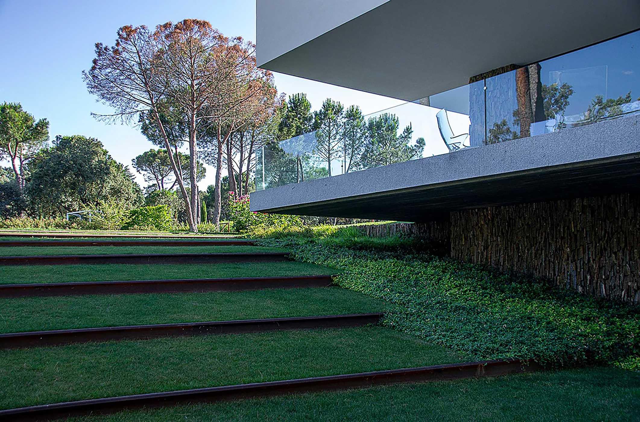 World's Best : 50 Gardens from Around the Globe /anglais (World’s Best From Around The Globe)