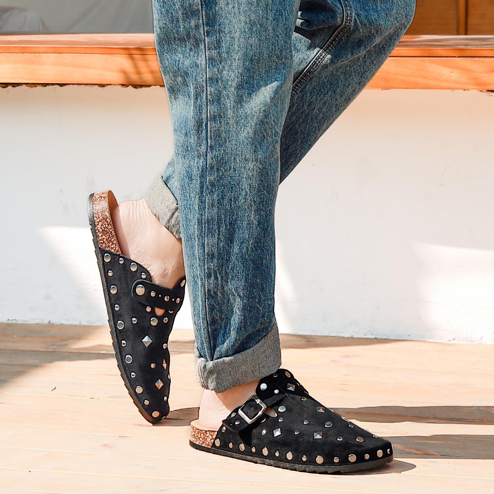 Sabots et Mules Confortables pour Homme et Femme - Chaussures Antidérapantes avec Boucle Réglable pour Intérieur et Extérieur