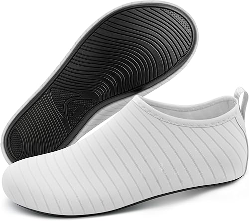Zapatos acuáticos para natación, playa, piscina, yoga y surf, con secado rápido, sensación descalza y estilo calcetín (SB001)
