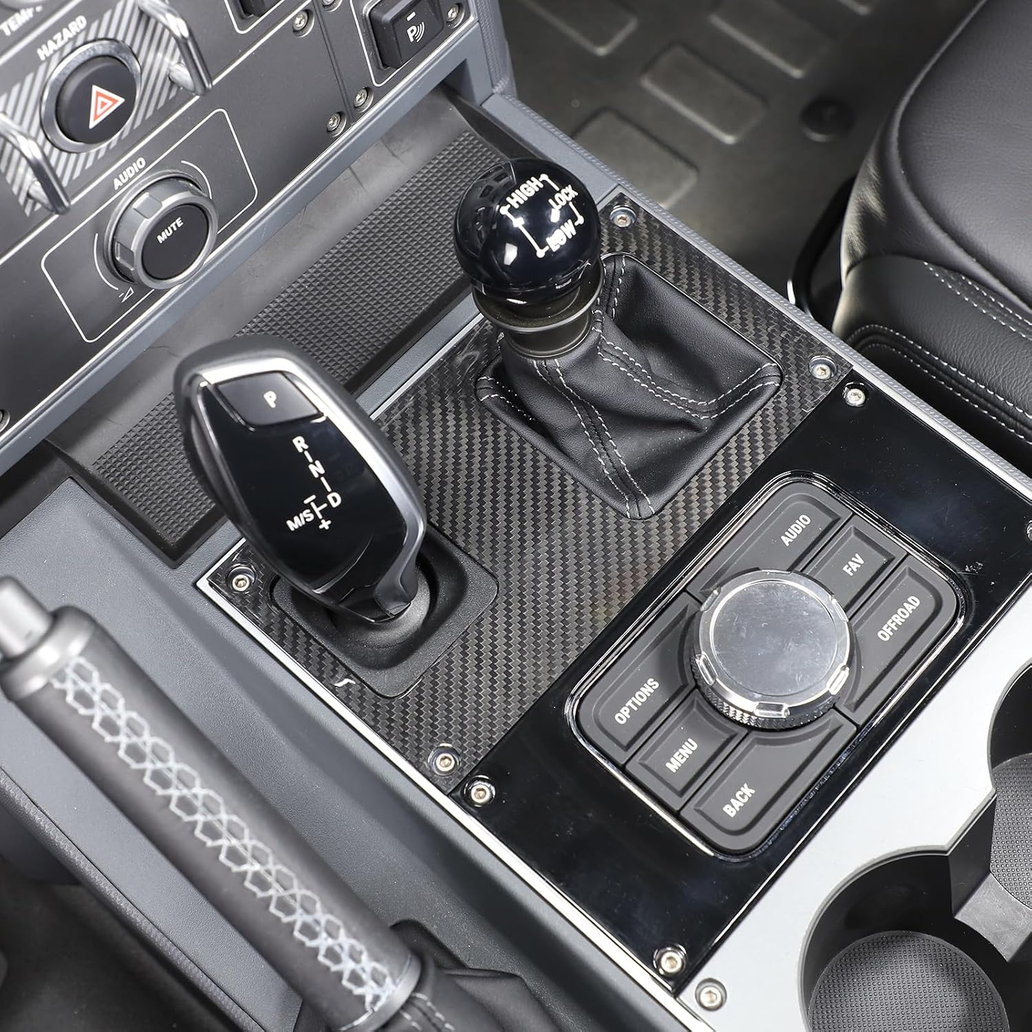 Real Carbon Fiber Car Center Console Panel Cover Trim Compatible with INEOS Grenadier 2020-2024, Anti-Scratch Center Console Trim Frame Protection Interior Accessories(Gear Shift Panel)