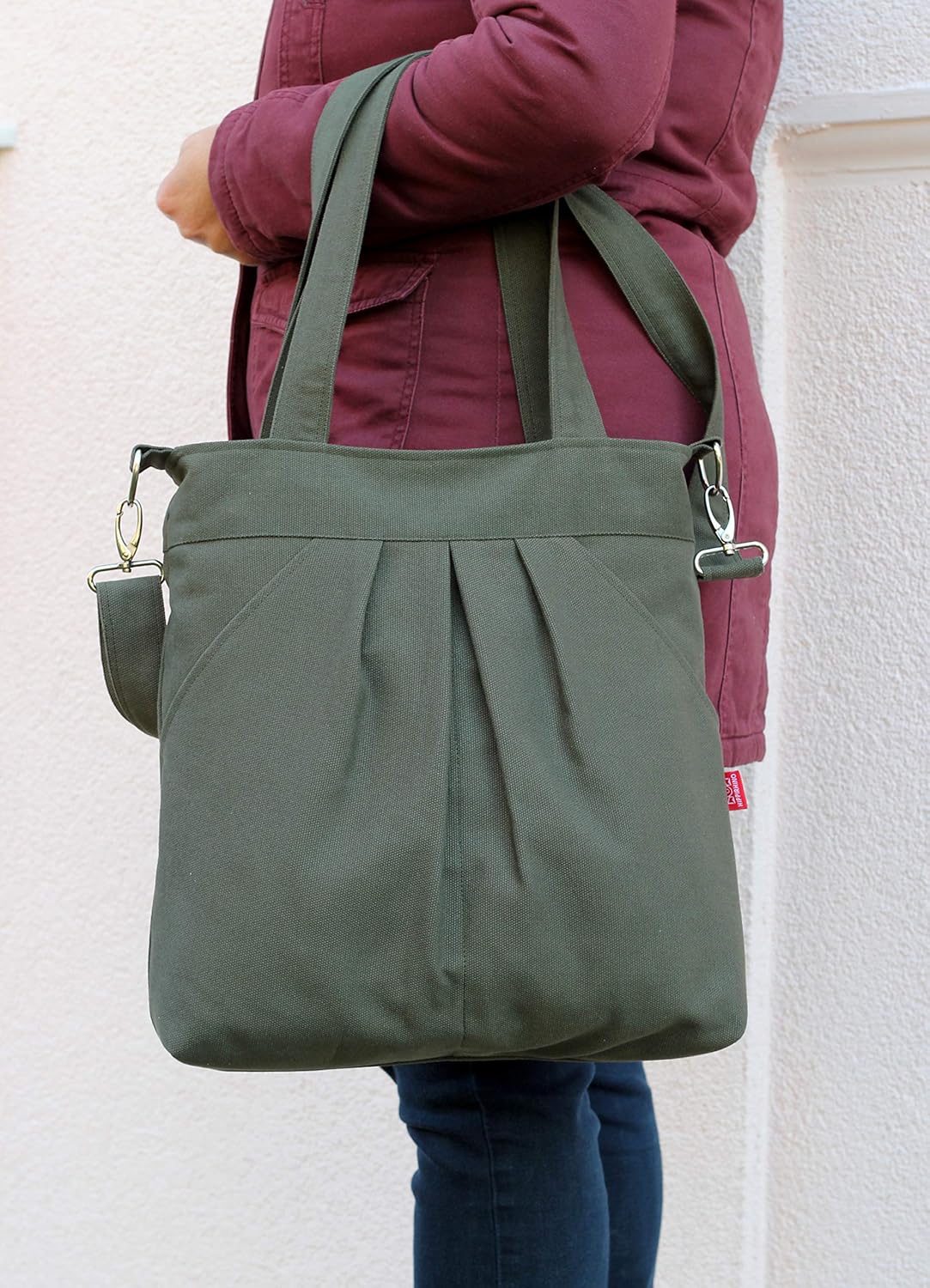 Large Carry All Tote Bag Adjustable Crossbody Strap Zipper Closure Vegan Eco-Friendly Washable Casual Everyday Weekend Travel Shopping Bag