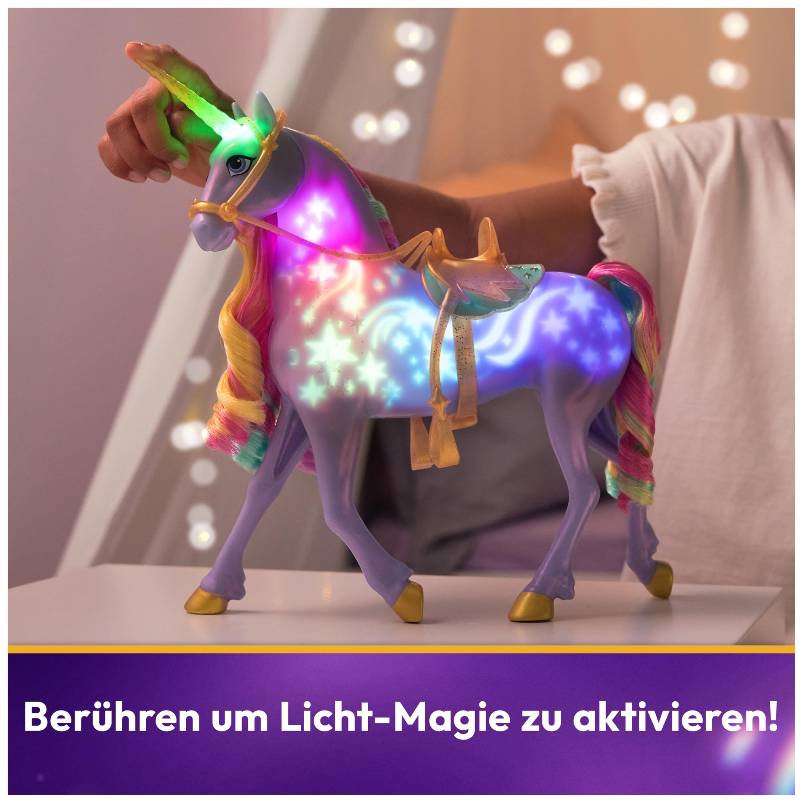 Unicorn Academy - Sophia und Licht-Magie Wildstar Deluxe Set, 28 cm Einhorn mit Lichteffekten und Musik, 24 cm Ankleidepuppe, passend zur Netflix Serie, ab 4 Jahren
