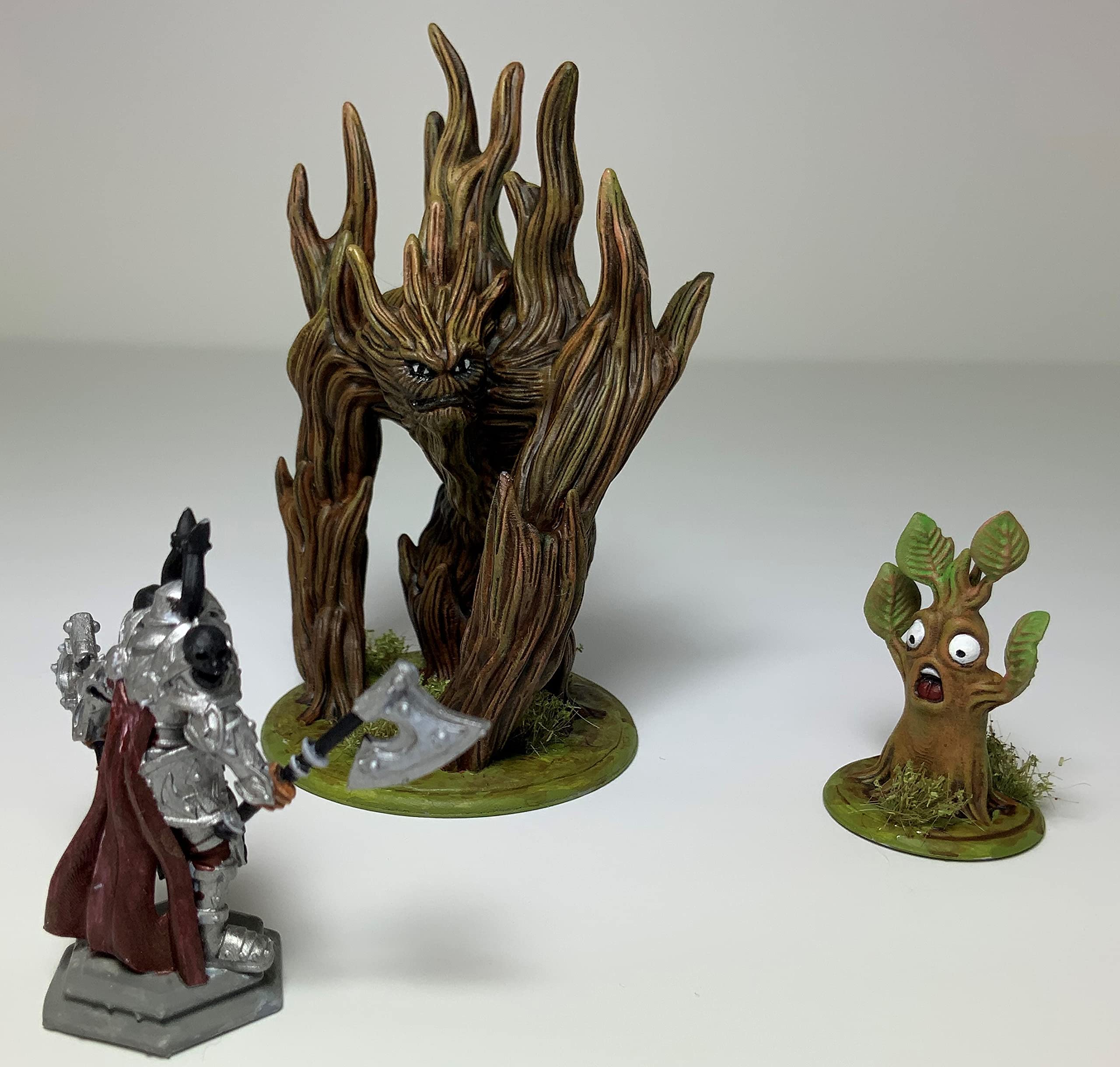 HERO Creations - BEDS - RPG - Dungeons And Dragons - DND - Pathfinder - Lord Of The Ring - Figurine Miniature (Gray/Unpainted) (Small (Pixie Bed