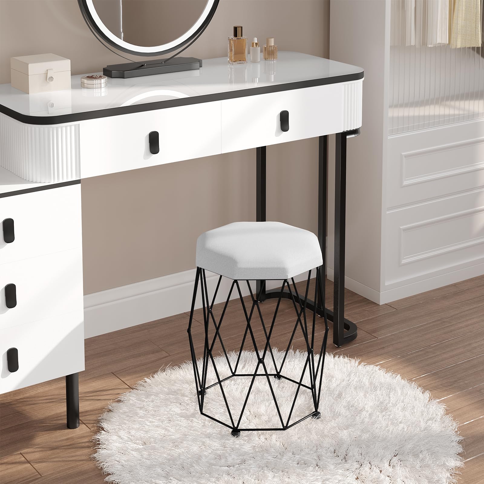 WOLTU Tabouret Coiffeuse, Chaise Coiffeuse, Siège Rembourré en Velours, Cadre en Métal, pour Chambre, Salon, 30x30x44cm, Blanc+Noir, MB6111wsz