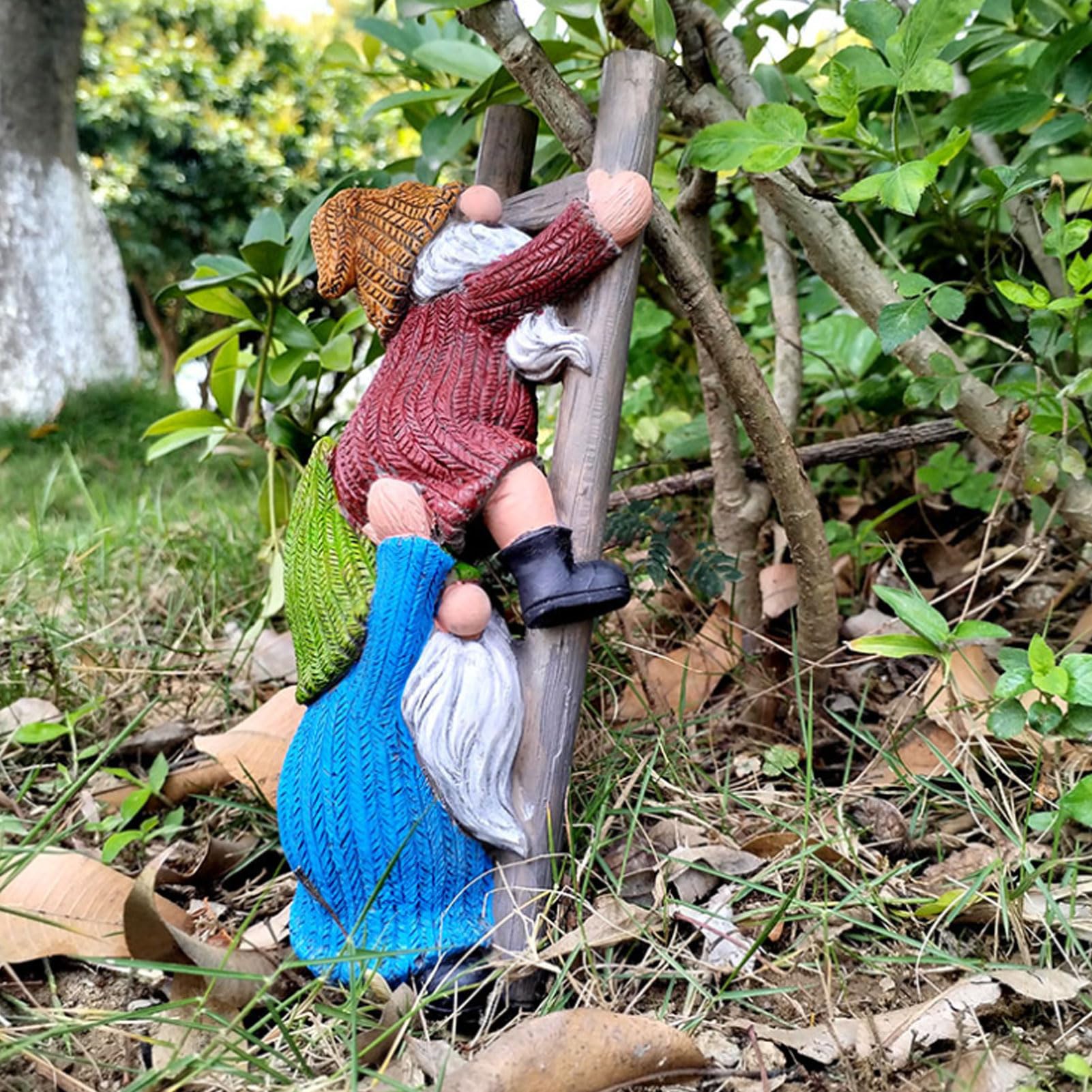 Asixxsix Statua di Gnomo da Giardino, Divertente Scala da Arrampicata Gnomi Statuetta in Resina Statua da Giardino Scultura, Carina Decorazione da Giardino All'aperto, 9,84 X 3,23 X 2,56
