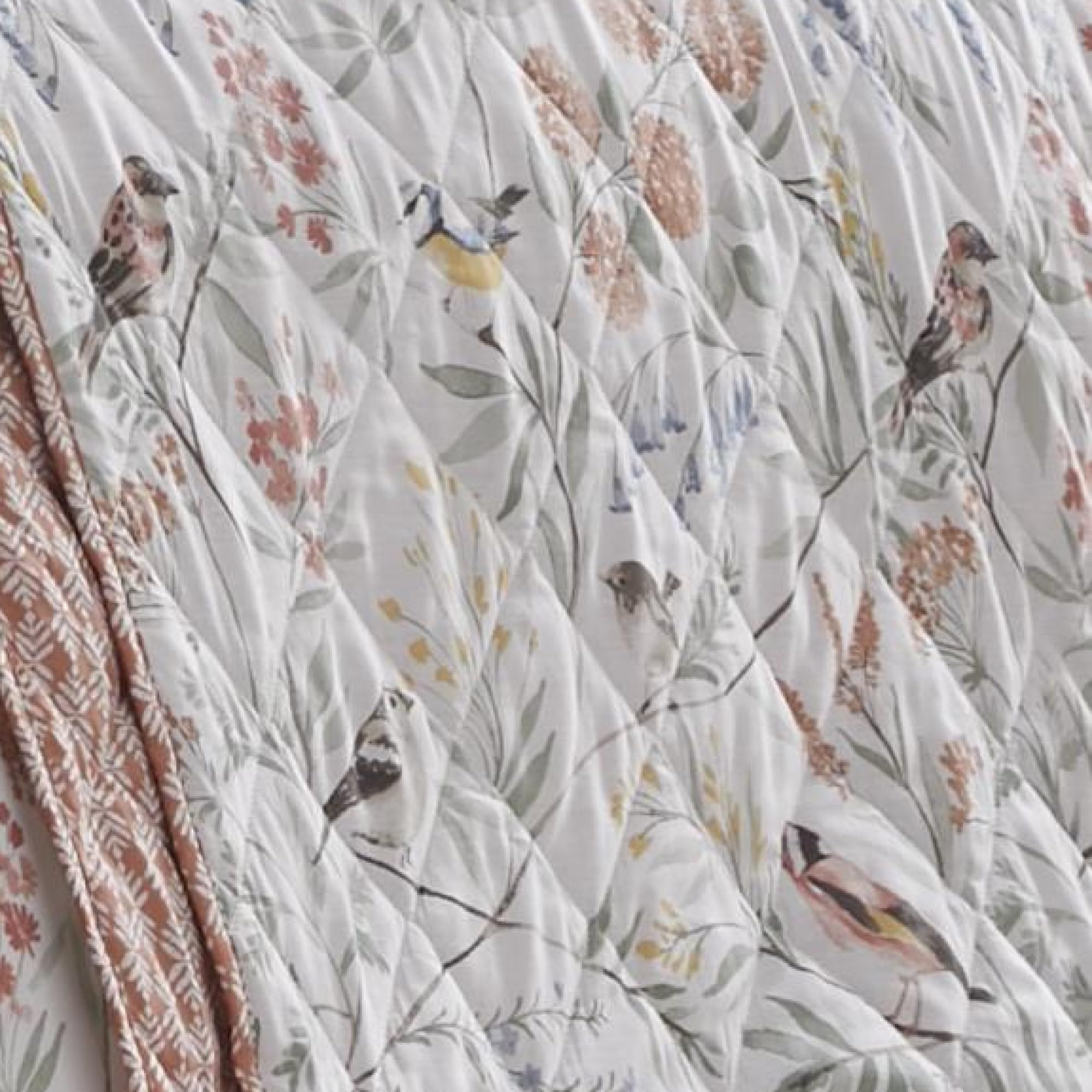 Dreams & Drapes - Groengroen dekbedovertrek met bloemen en