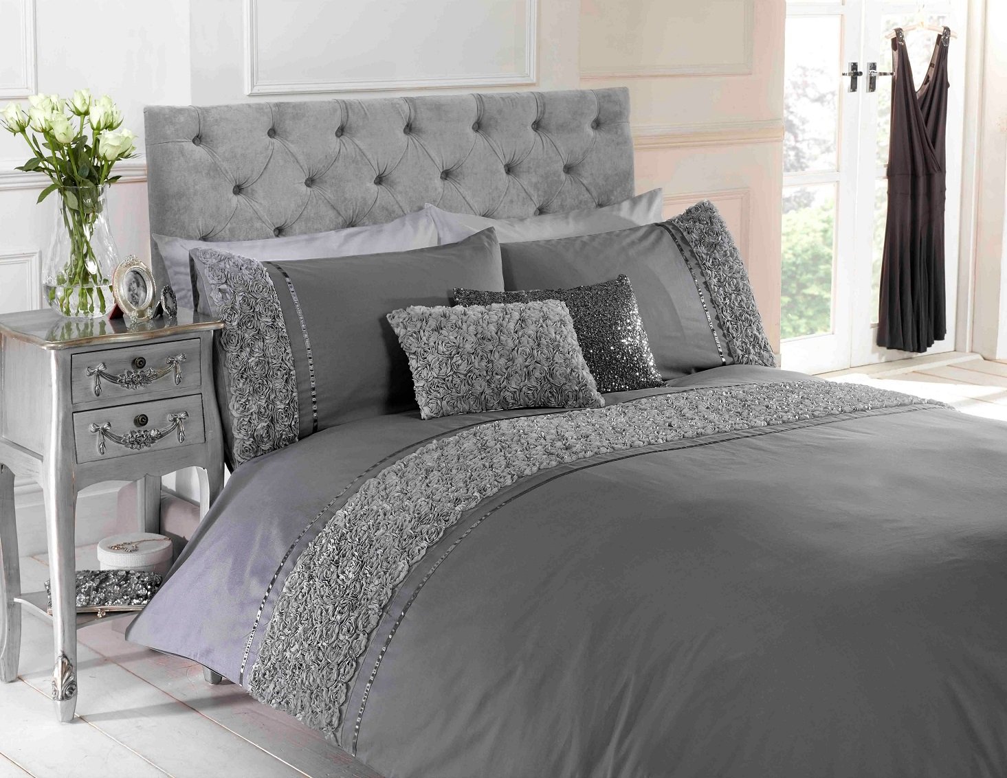 Homespace Direct Grey King Size Duvet Quilt Cover Bedset Bedding Raised Rose & Ribbon Polycotton