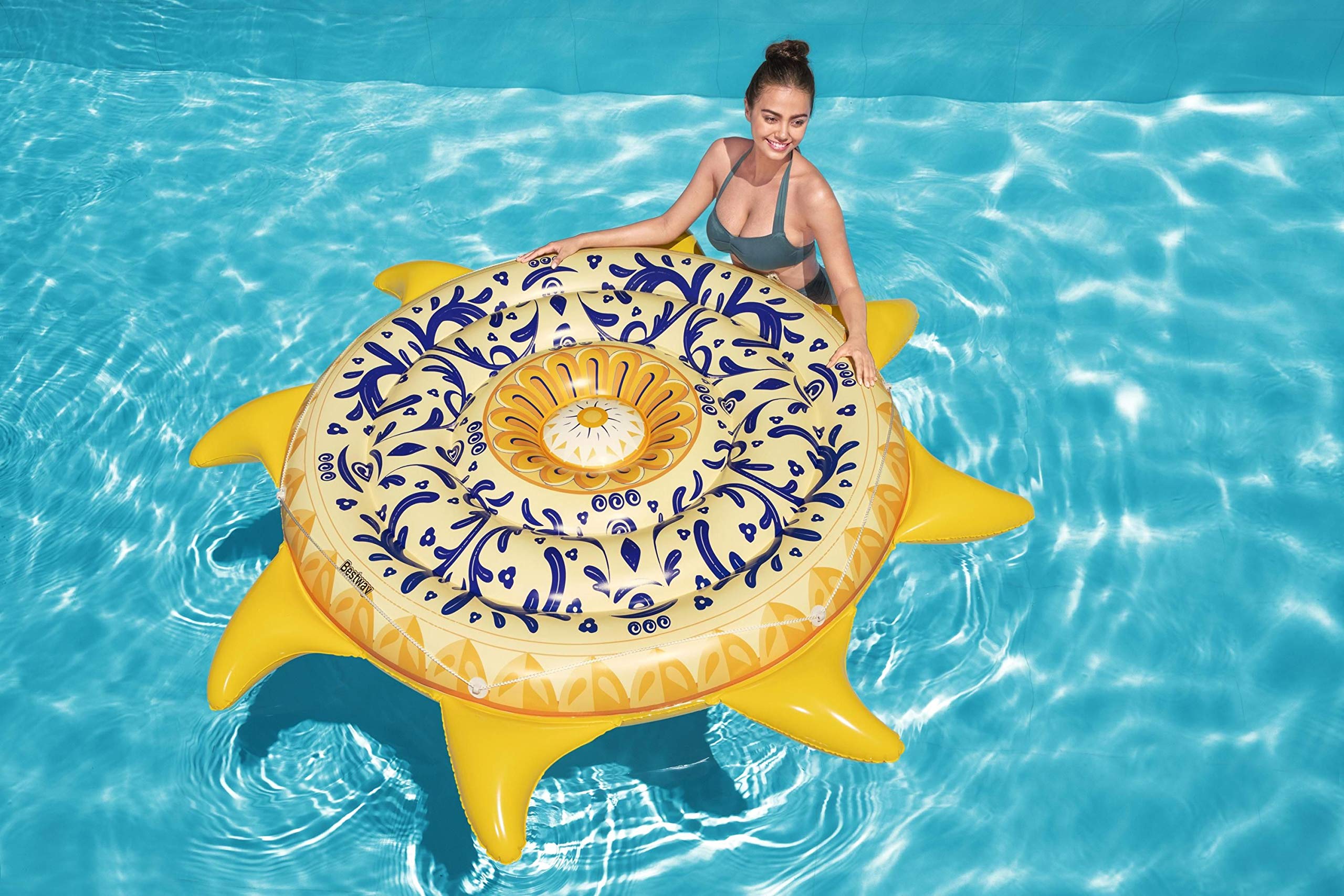 Bestway® 7'5" x 7'5"/2.26m x 2.26m Sunny Sicily Island