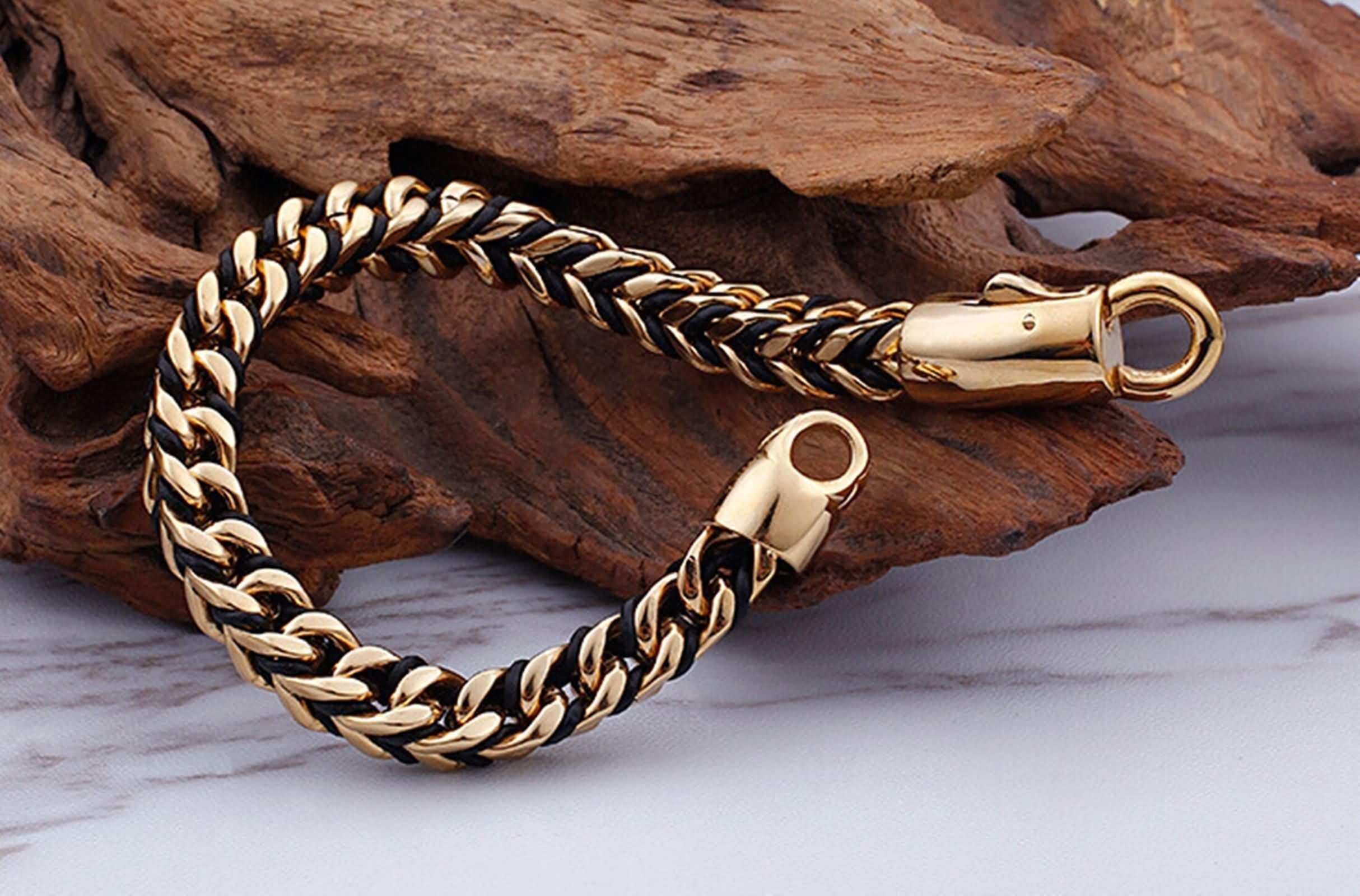 Brazalete de Hombre Negro Oro,Brazaletes de Mujer Acero Inoxidable Cadena 8MM Brazalete Hombre 22 CM