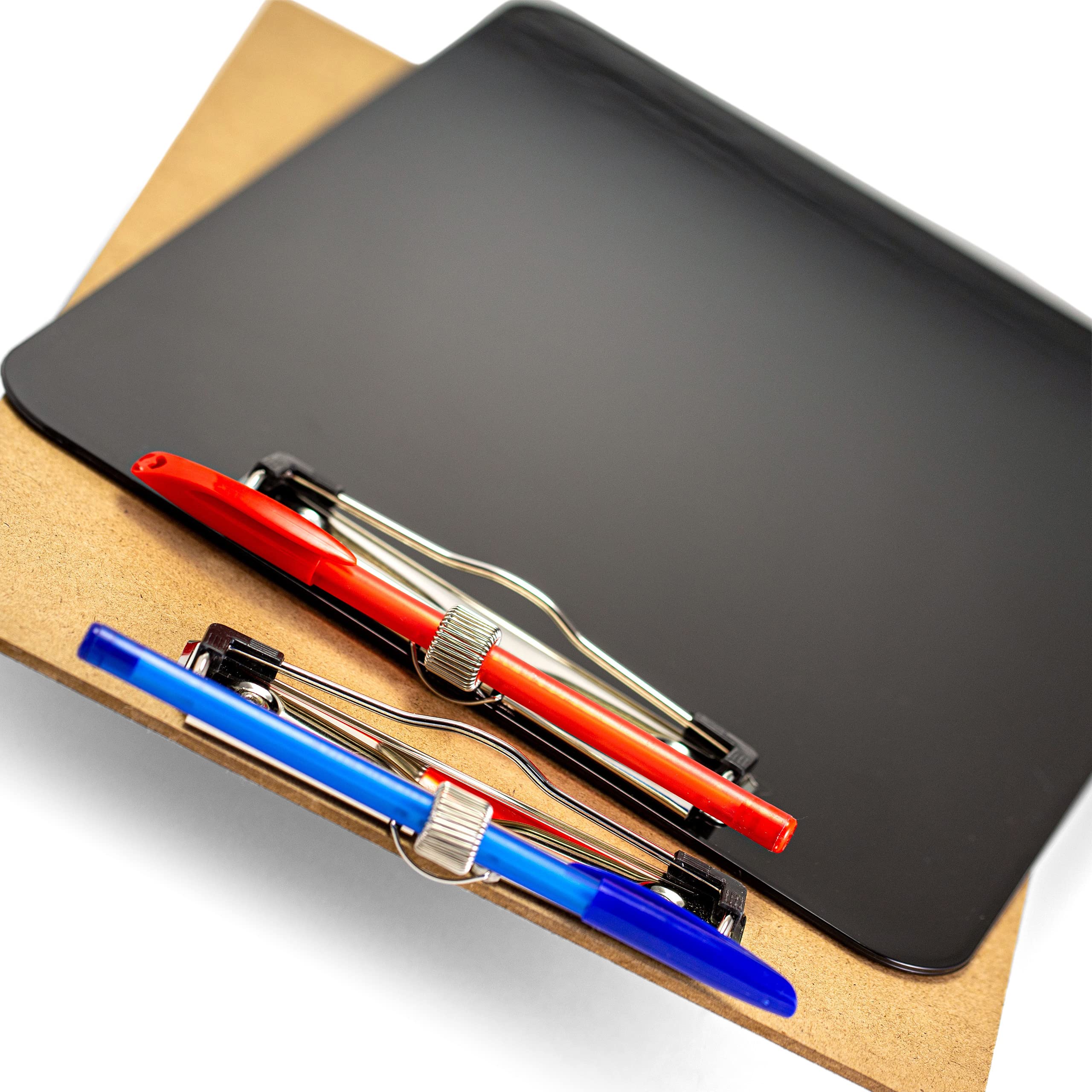 Officemate Klemmbrett aus Kunststoff, Briefgröße, flacher Clip mit Stifthalter, schwarz (83075)