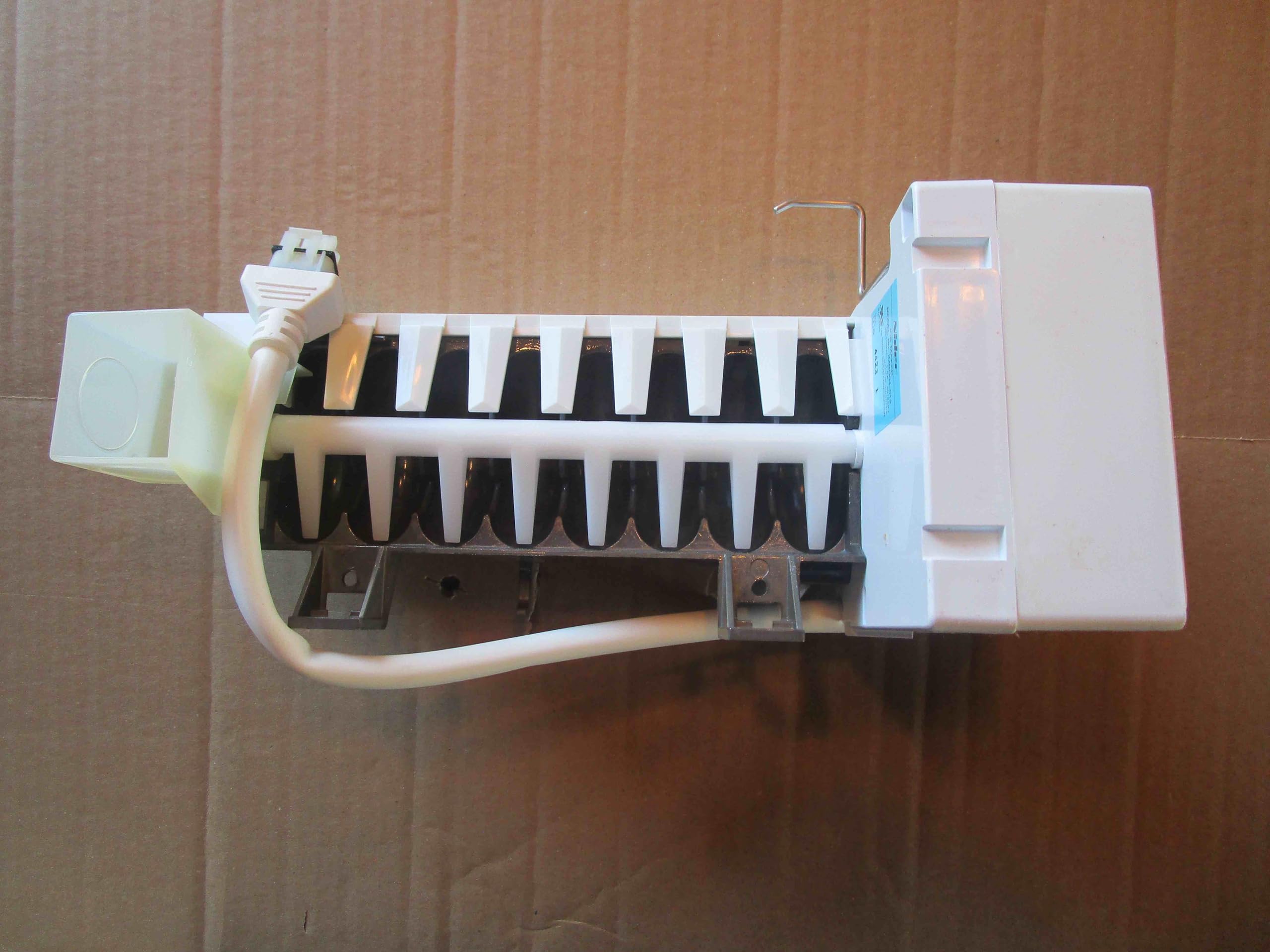 Amazon.com: Sub-Zero 7002740 ICE MAKER ASSEMBLY, SERVICE WAS