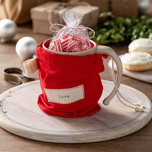 Miniatura 6 de DEMDACO Love Red Heart Cream Taza de Navidad de cerámica de 16 onzas